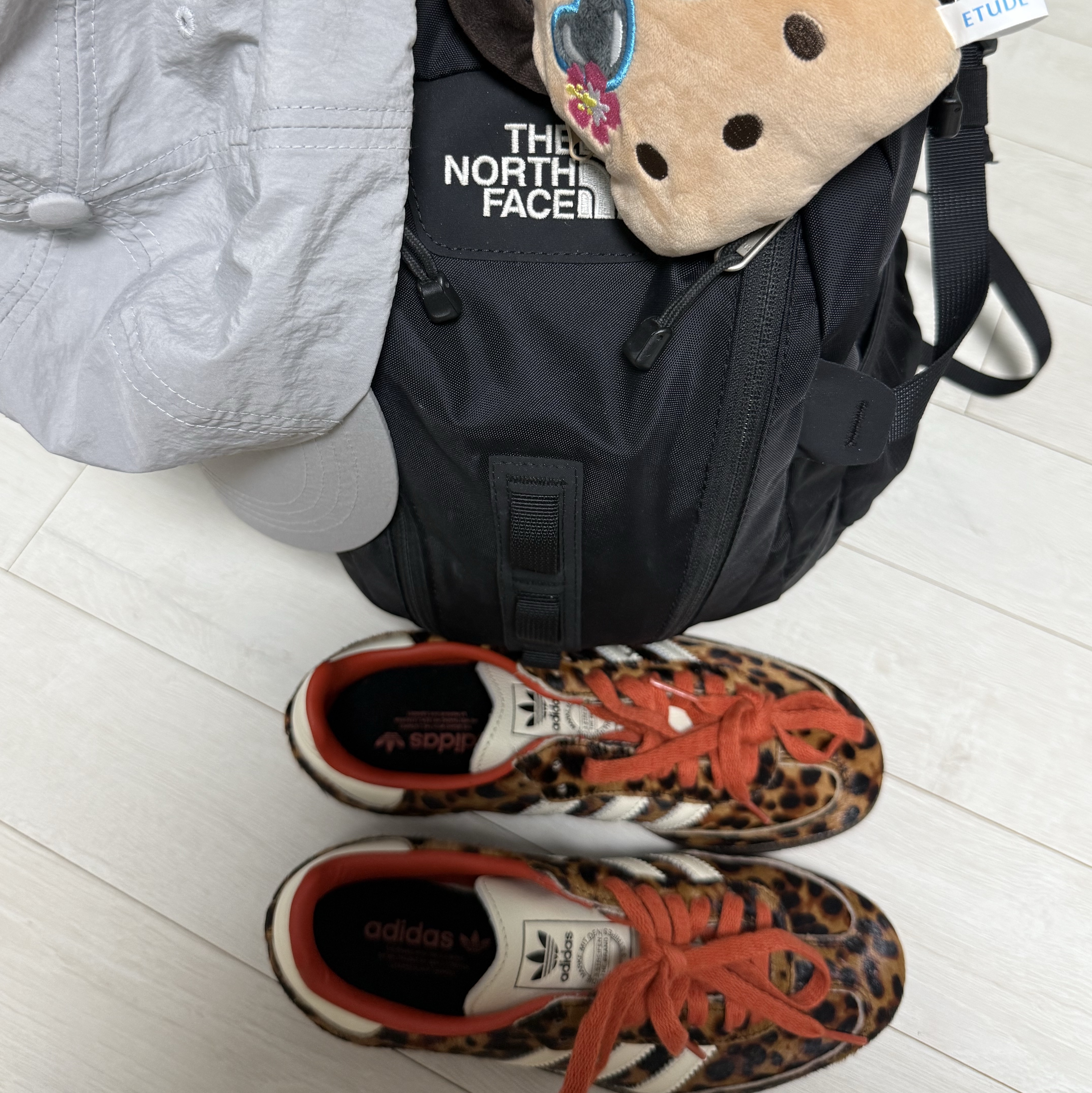 (W) Adidas Samba OG Core Black Preloved Red 착용 스타일