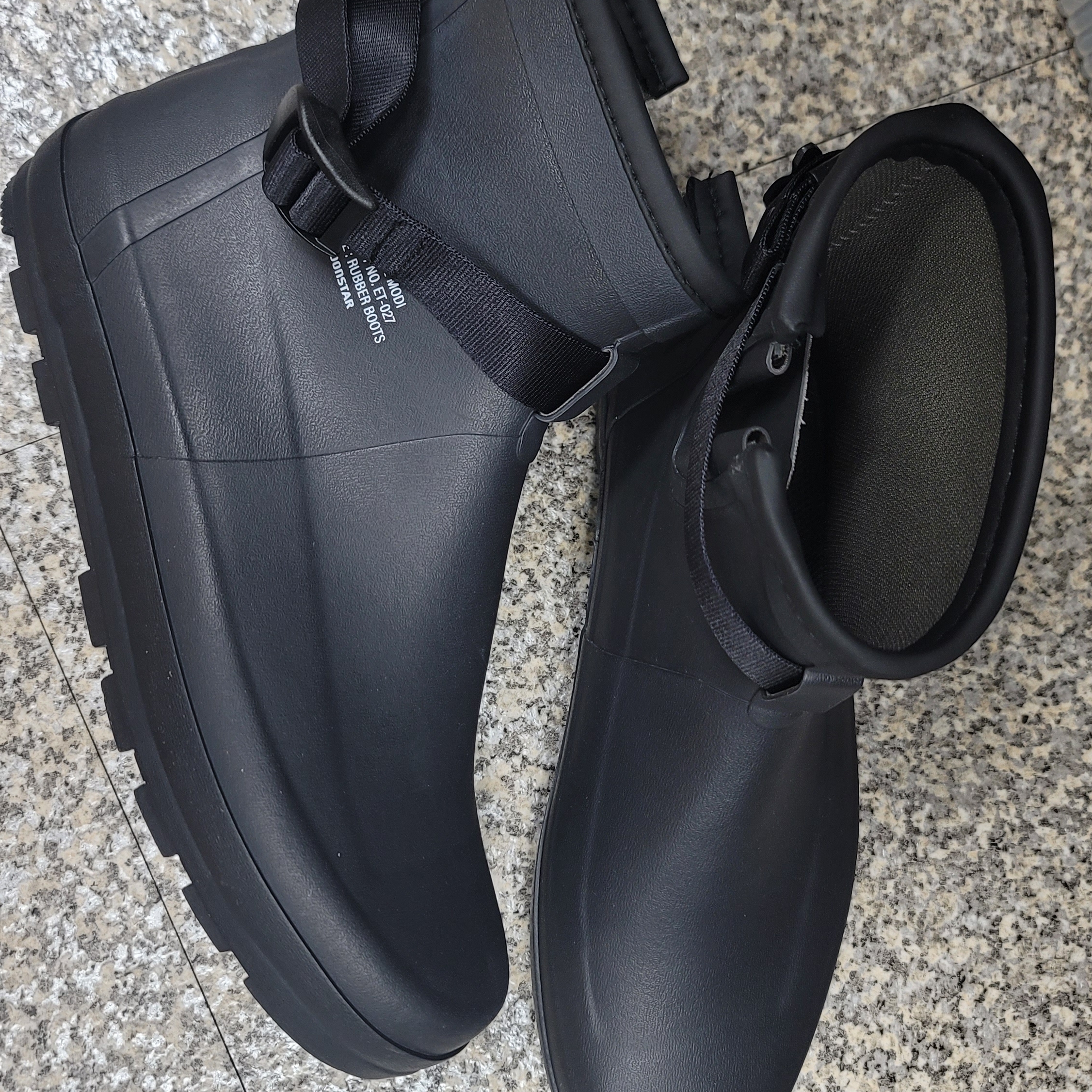 Moonstar 810s ET027 Marke Modi Charcoal 착용 스타일