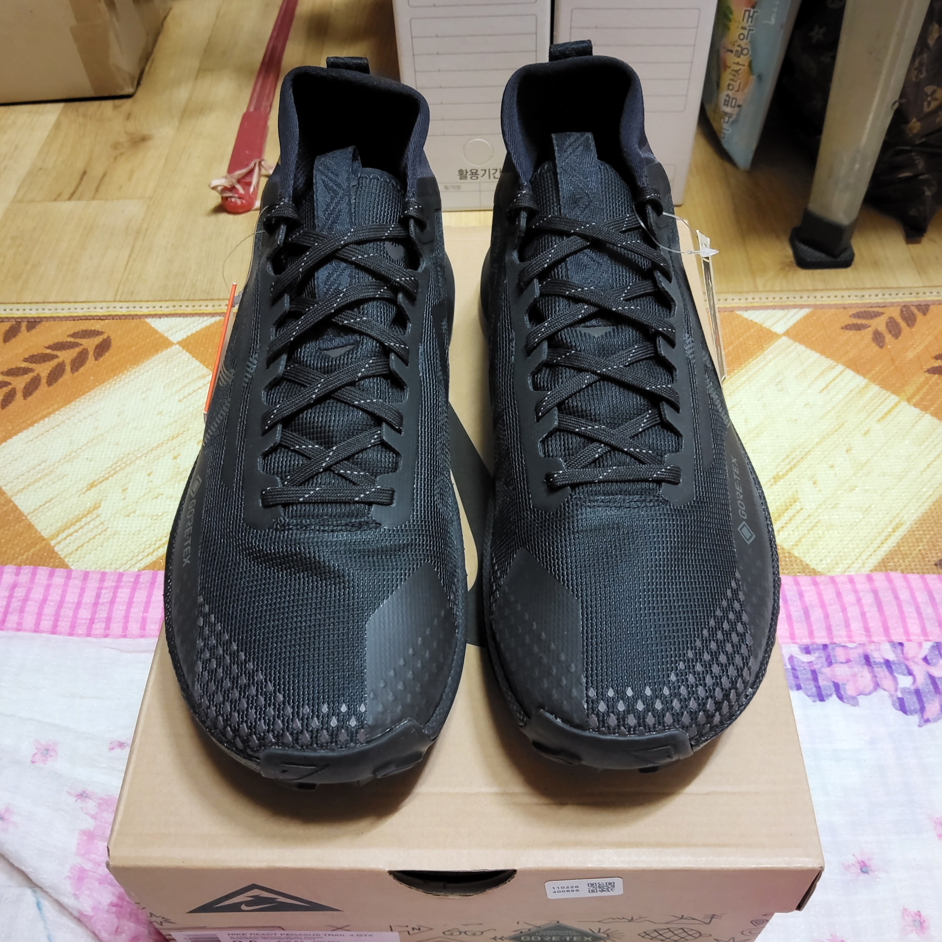 Nike React Pegasus Trail 4 Gore-Tex Black Velvet Brown 착용 스타일 - 8