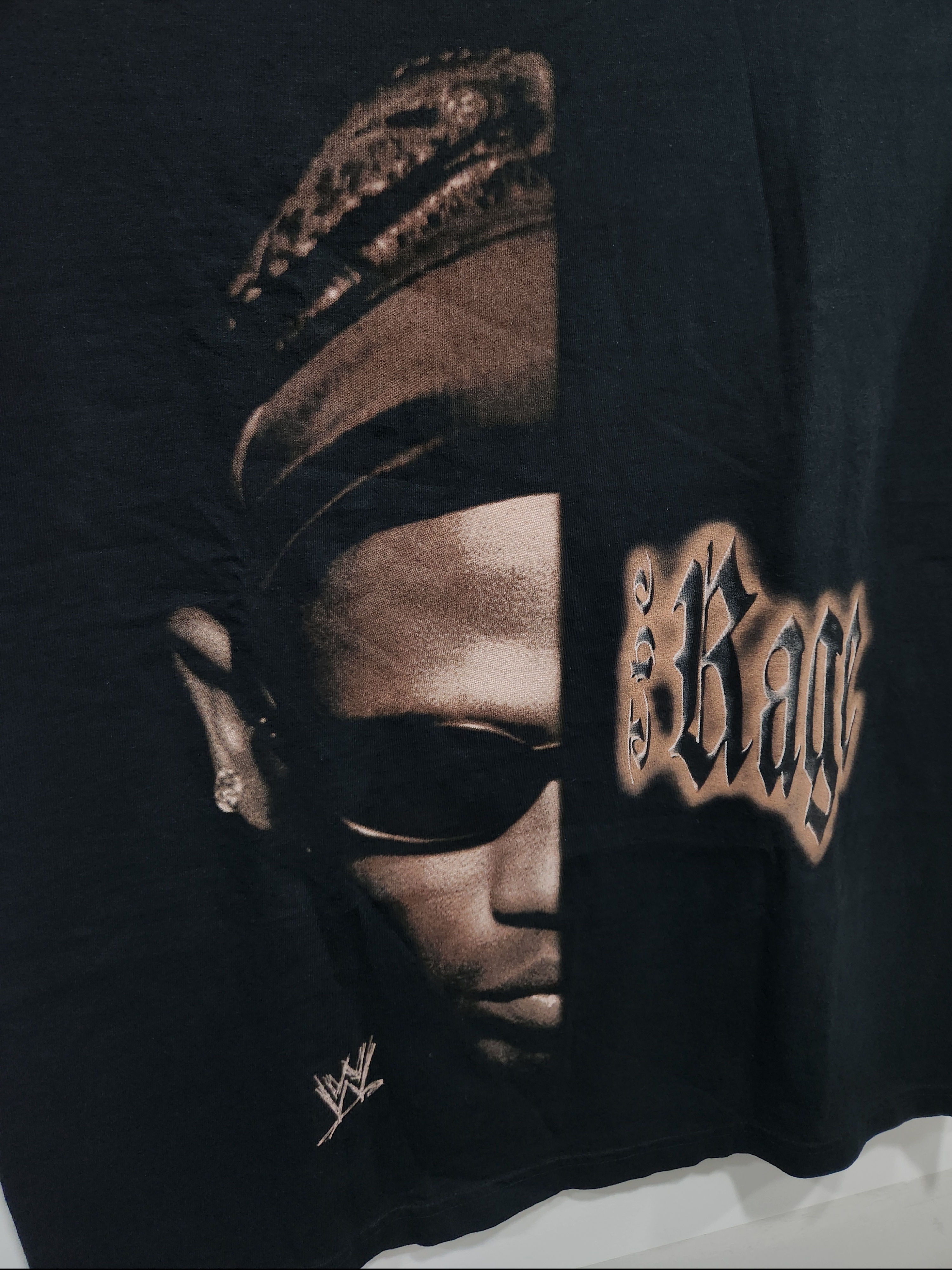 Travis Scott Cactus Jack x WWE Meet The Rage T-Shirt Black 착용 스타일 - 4