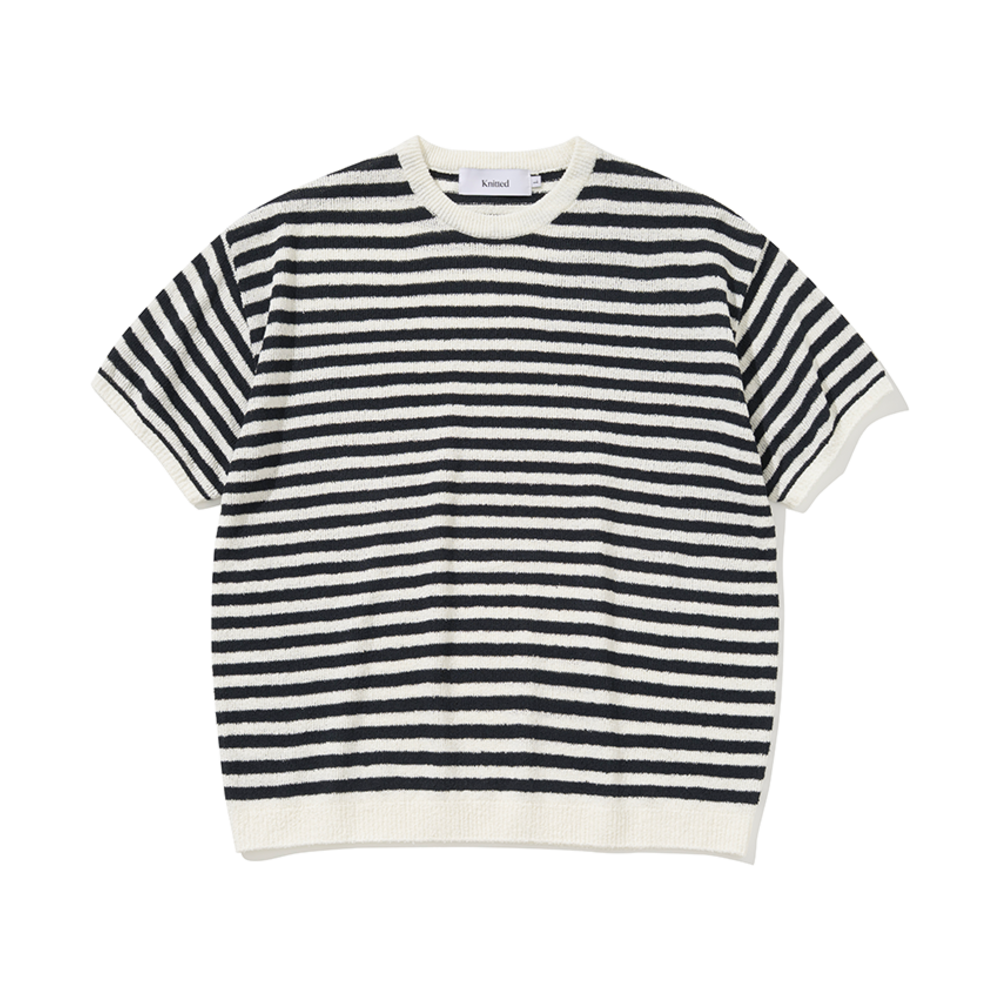 니티드 부클 스트라이프 라운드 니트 아이보리(Knitted Boucle Stripe Round Knit Ivory)