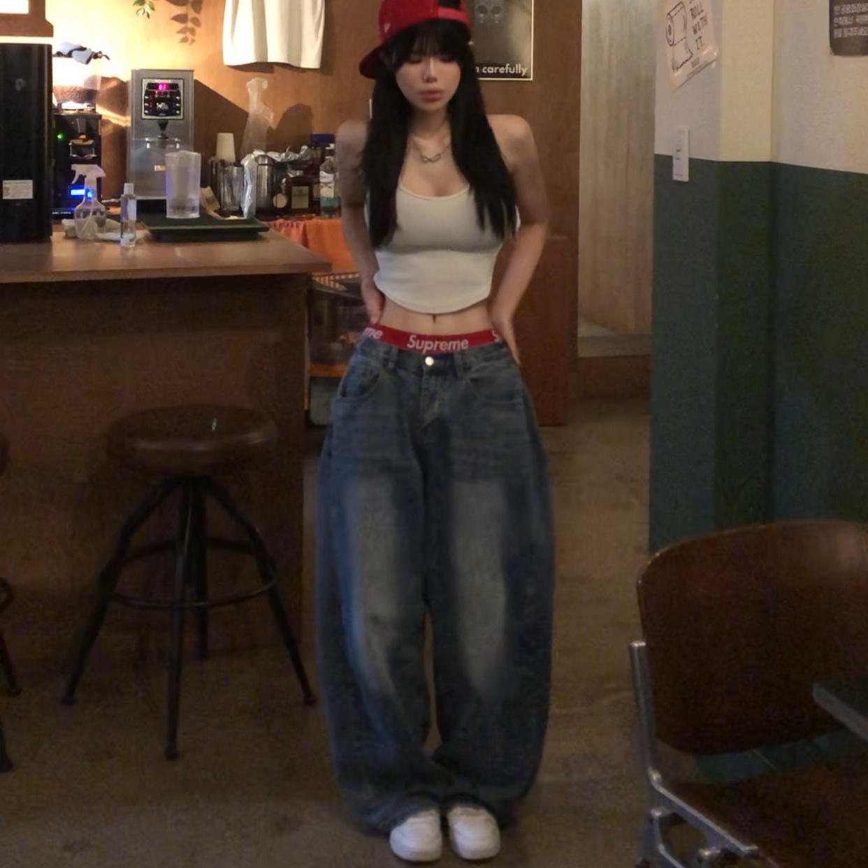 Supreme Hanes Boxer Briefs White (4 Pack), Nike Air Force 1 '07 Low White 착용 스타일 - 1