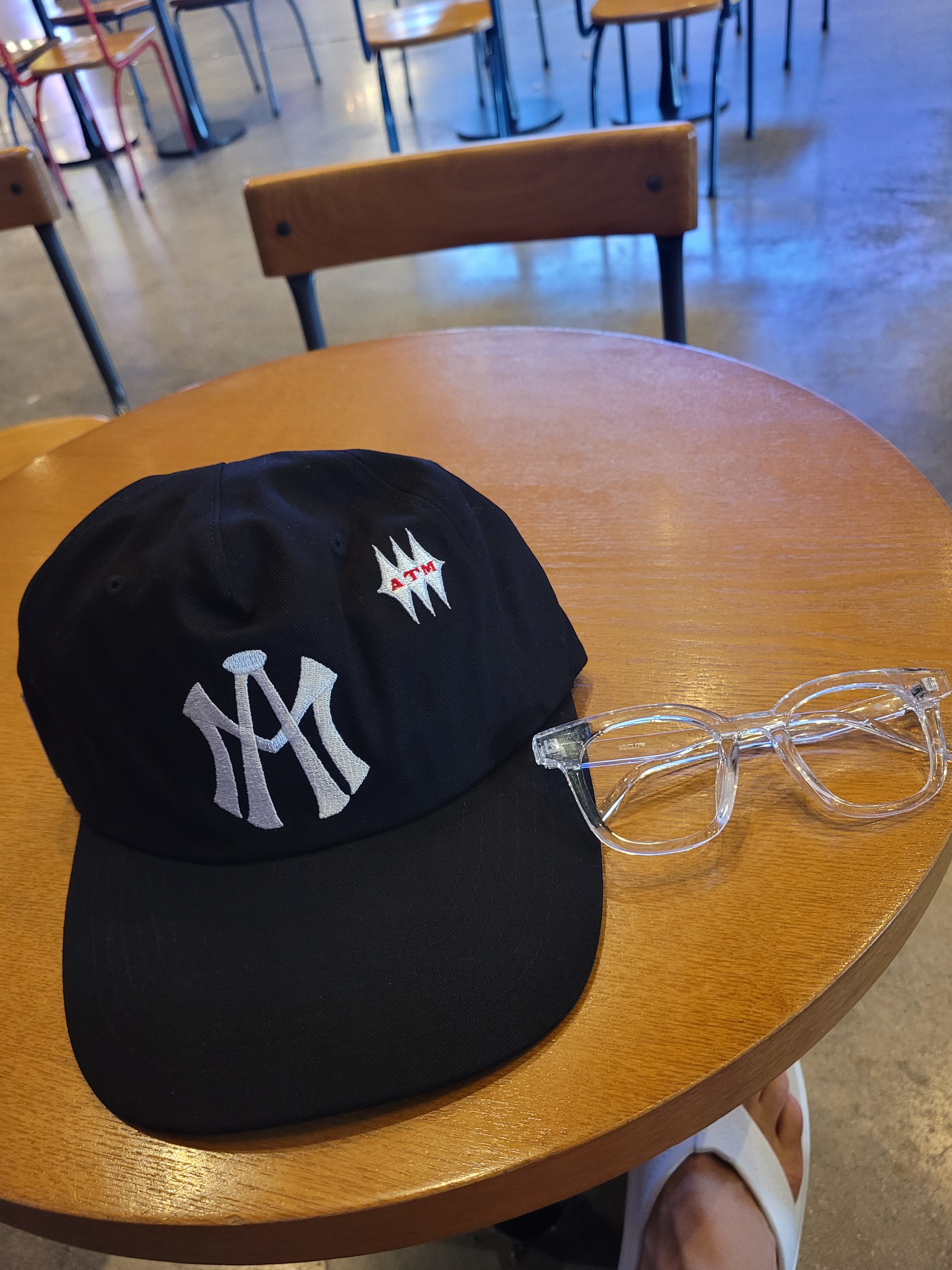 Aftermath Atm Logo Ball Cap Black 착용 스타일