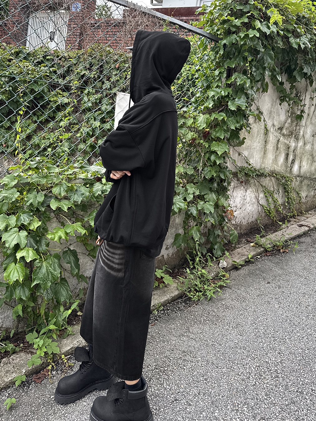 LOSTGARDEN Route Black, Supreme Pigment S Logo 6-Panel Black - 24FW 착용 스타일 - 5