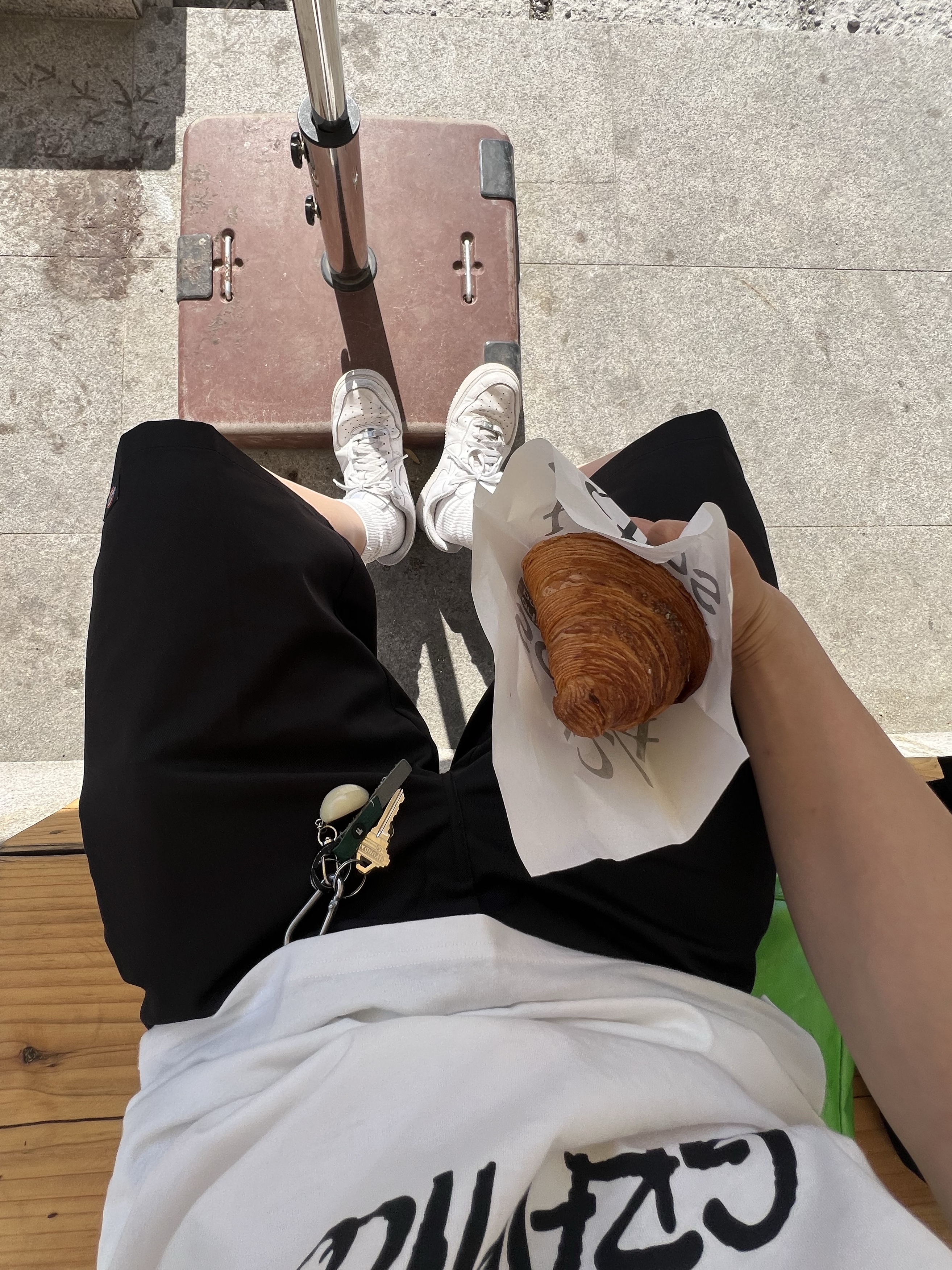 Adidas x BAPE Superstar 80s Green Camo, Supreme Gore-Tex Polartec Long Bill Camp Cap Light Olive - 22SS 착용 스타일 - 2