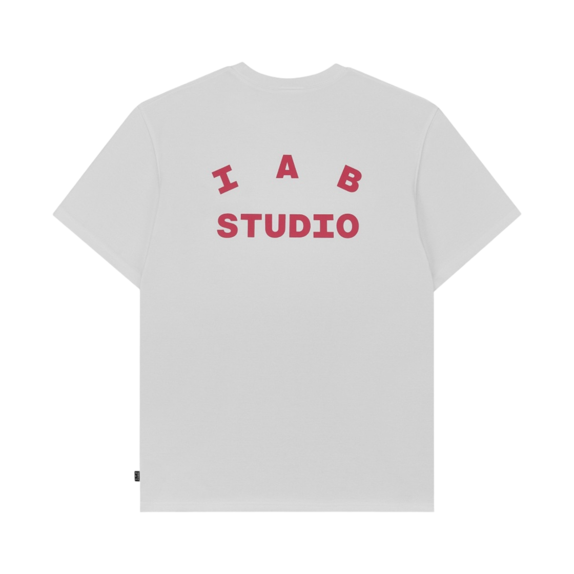 아이앱 스튜디오 티셔츠 화이트 - 더현대 서울 한정(IAB Studio T-Shirt White - The Hyundai Seoul Exclusive)
