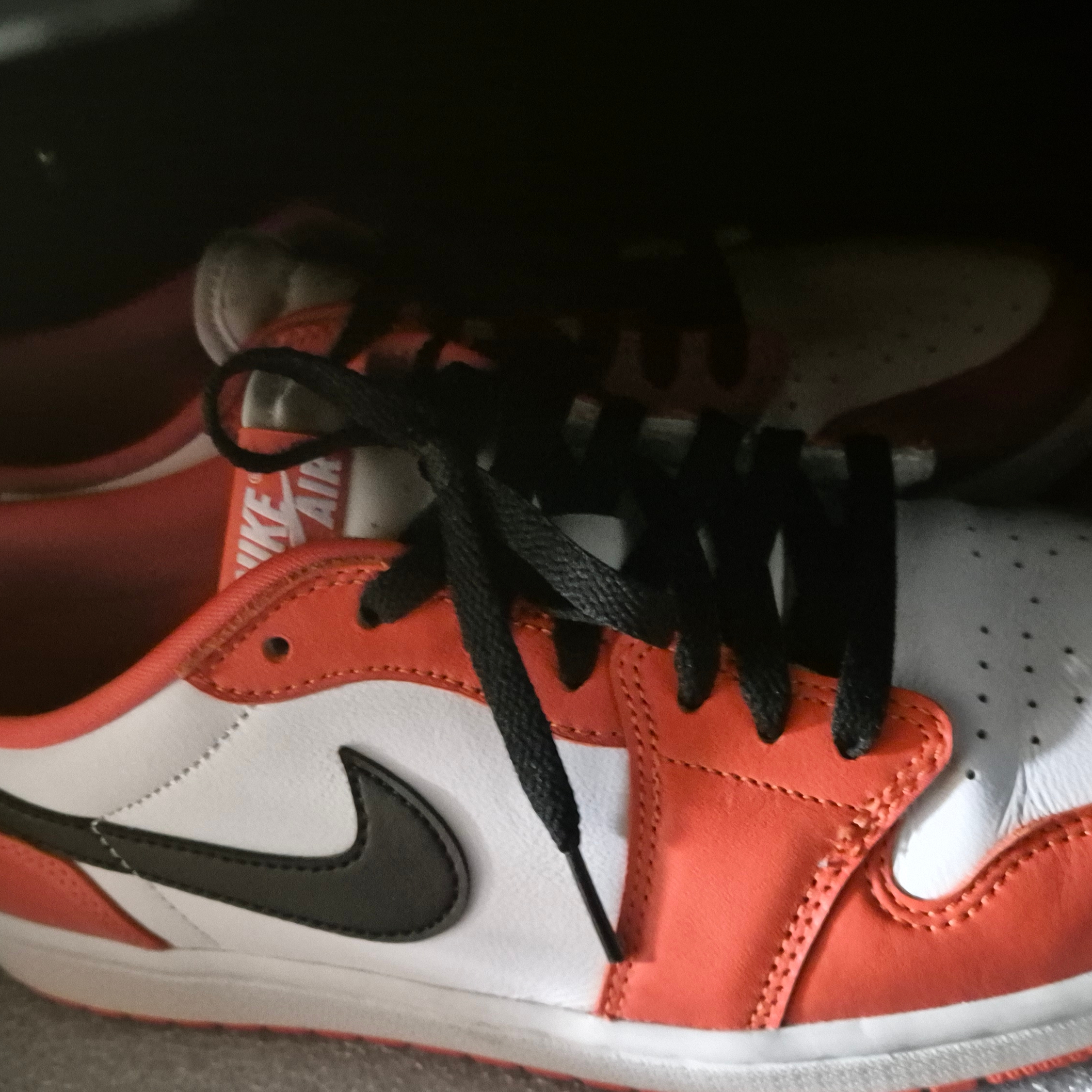 Jordan 1 Low OG Starfish 착용 스타일