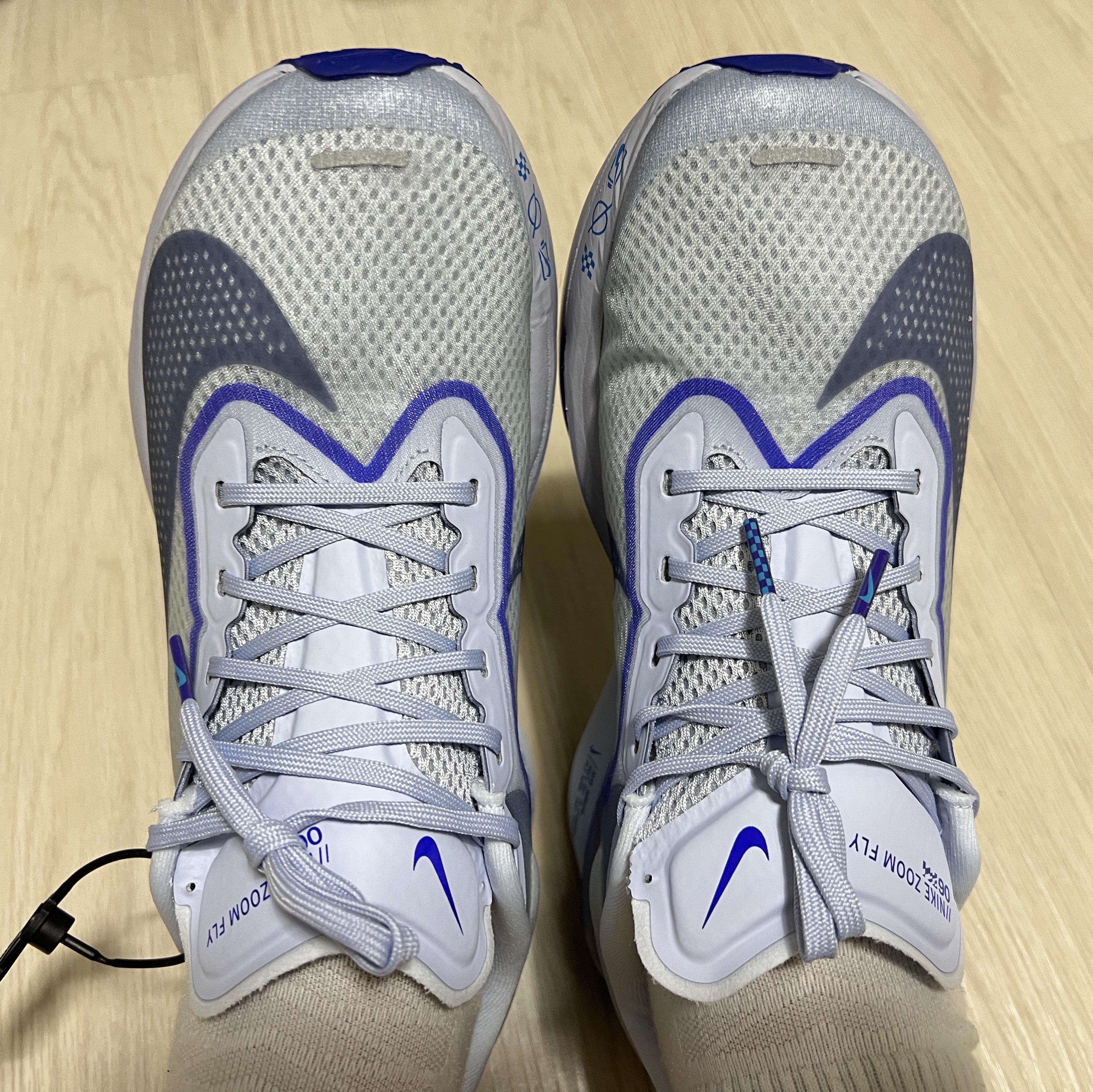 Nike Zoom Fly 6 Ghost Football Grey 착용 스타일 - 1