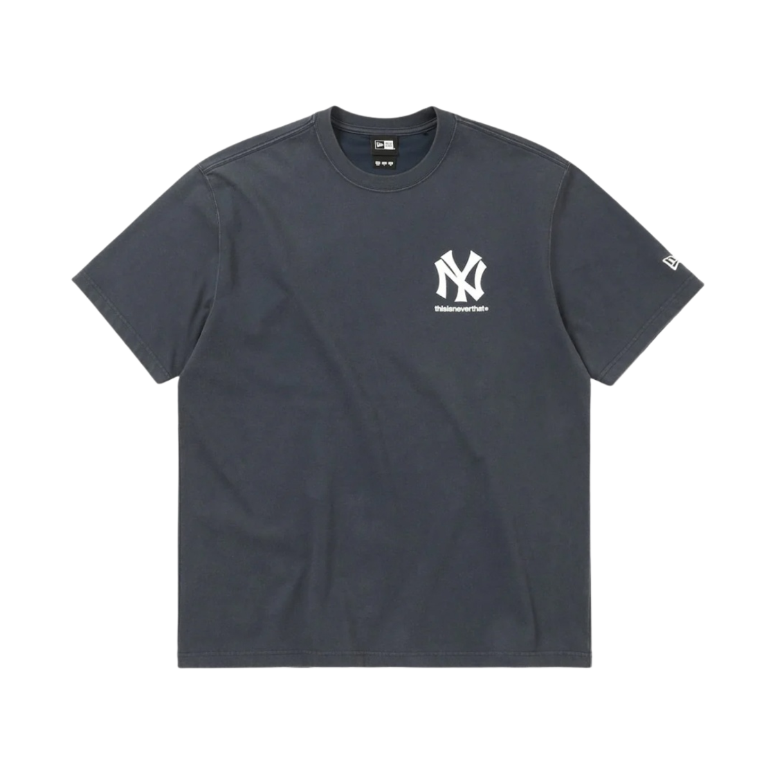 디스이즈네버댓 x 뉴에라 x MLB 뉴욕 양키스 숏슬리브 티셔츠 네이비(thisisneverthat x New Era x MLB New York Yankees Short Sleeve T-Shirt Navy)