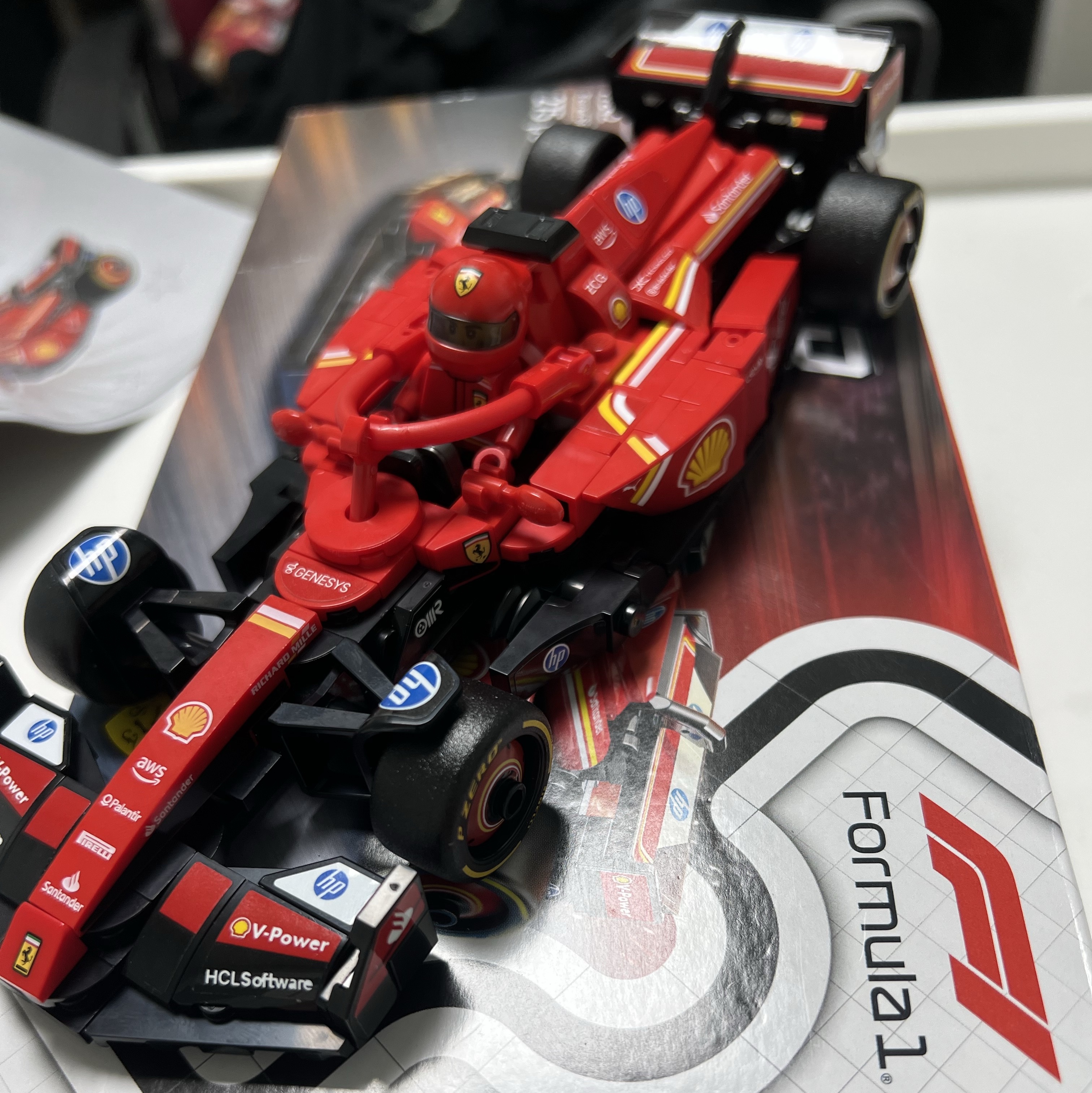 Lego Speed Champions Ferrari SF-24 F1 Race Car 착용 스타일 - 1