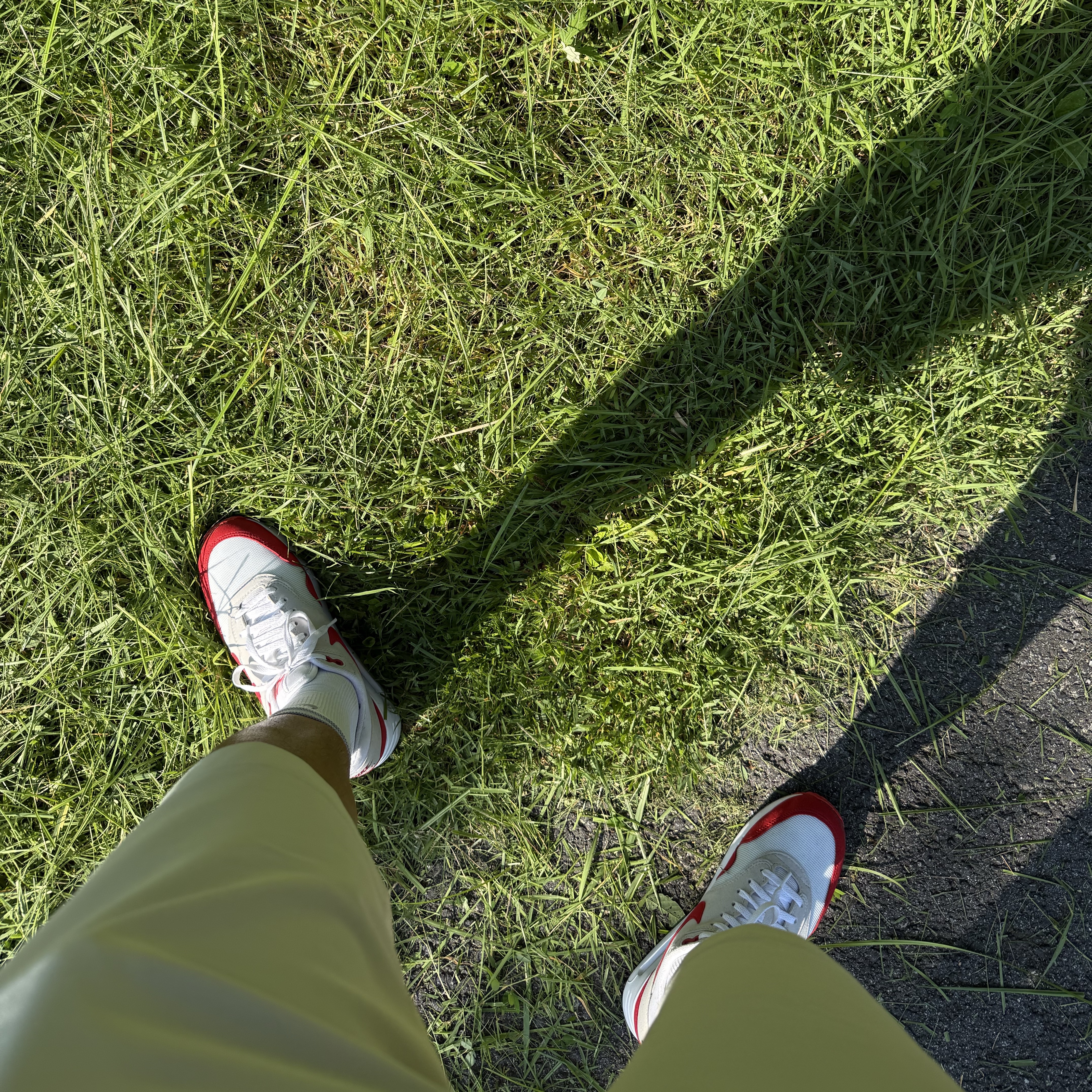 Nike Air Max 1 '86 Original Golf White University Red 착용 스타일