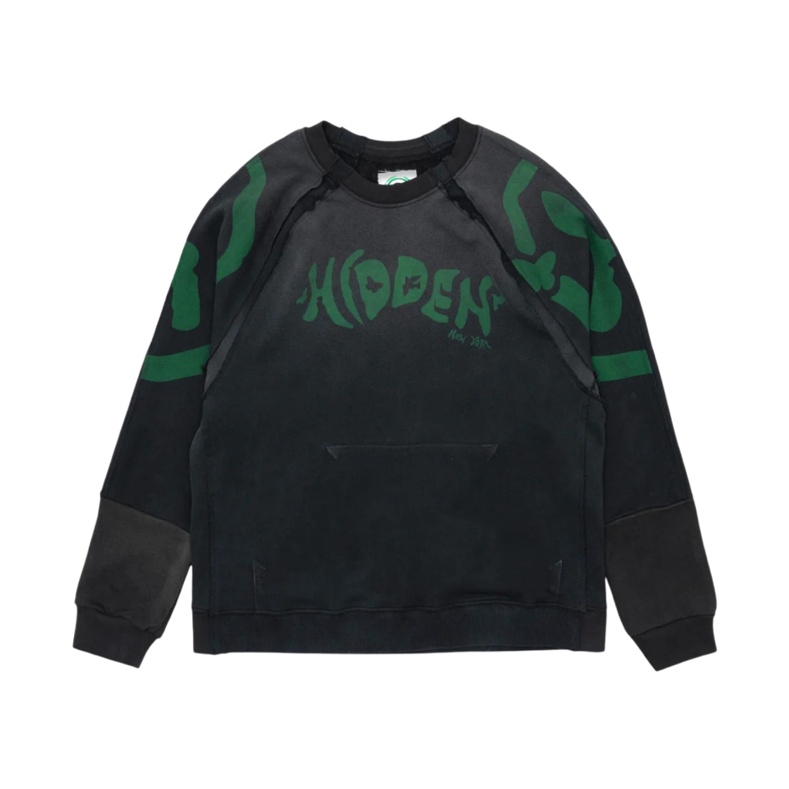 히든 NY x 애니 패널드 래글런 크루넥 스웨트셔츠 에이지드 블랙(Hidden NY x Annie Paneled Raglan Crewneck Sweatshirt Aged Black)