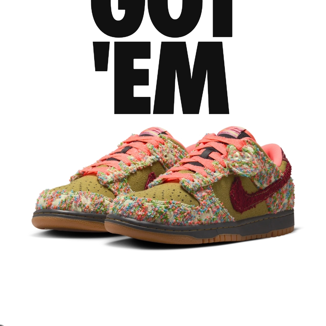 Nike Dunk Low Green Curry and White 착용 스타일