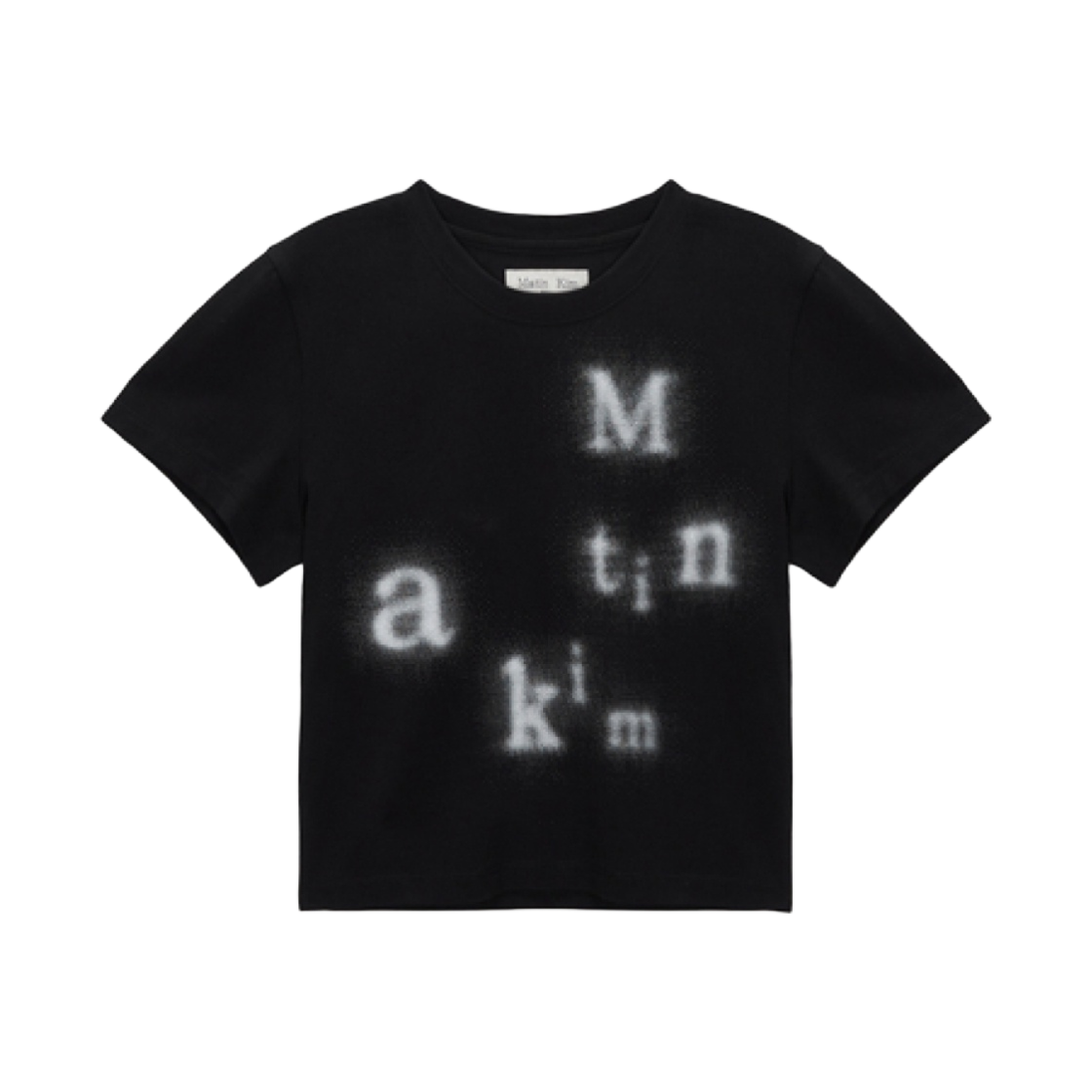 (W) 마뗑킴 마뗑 블러드 로고 크롭 탑 블랙((W) Matin Kim Matin Blurred Logo Crop Top Black)