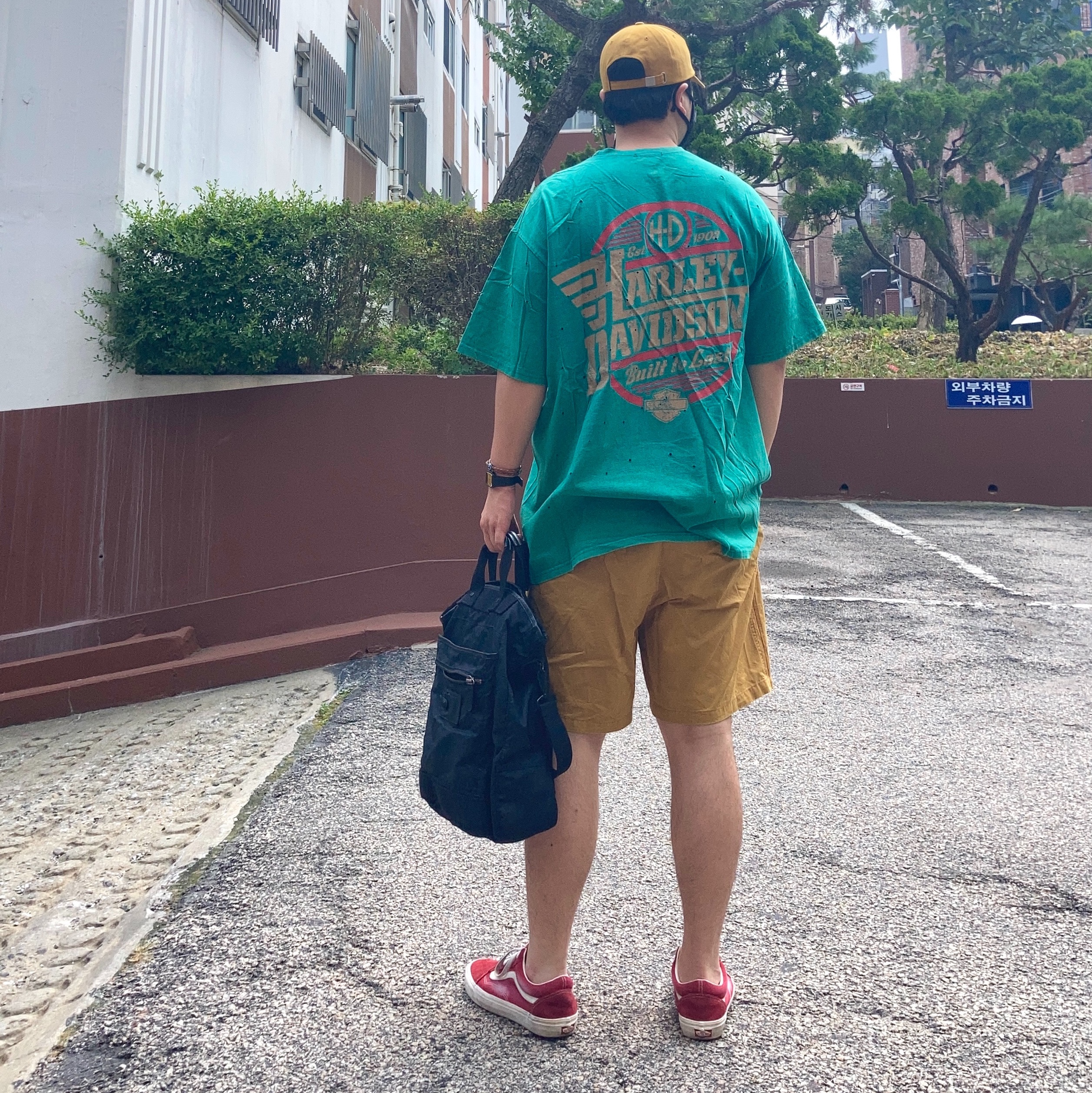 Problemallways Watch Out Cotton Ball Cap Yellow, Vans Old Skool Wave Washed Red 착용 스타일 - 2