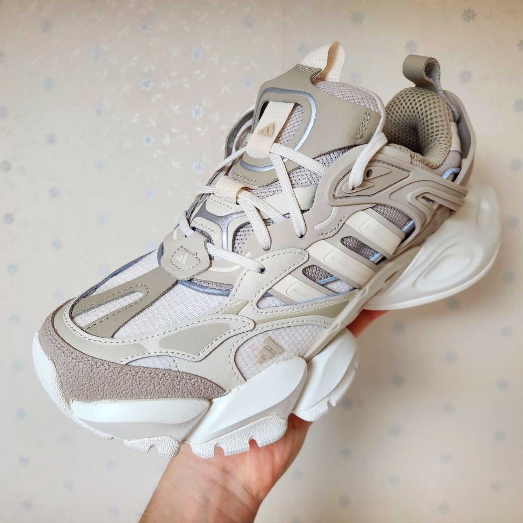 Adidas Vento XLG Deluxe Wonder Beige Bliss 착용 스타일 - 1