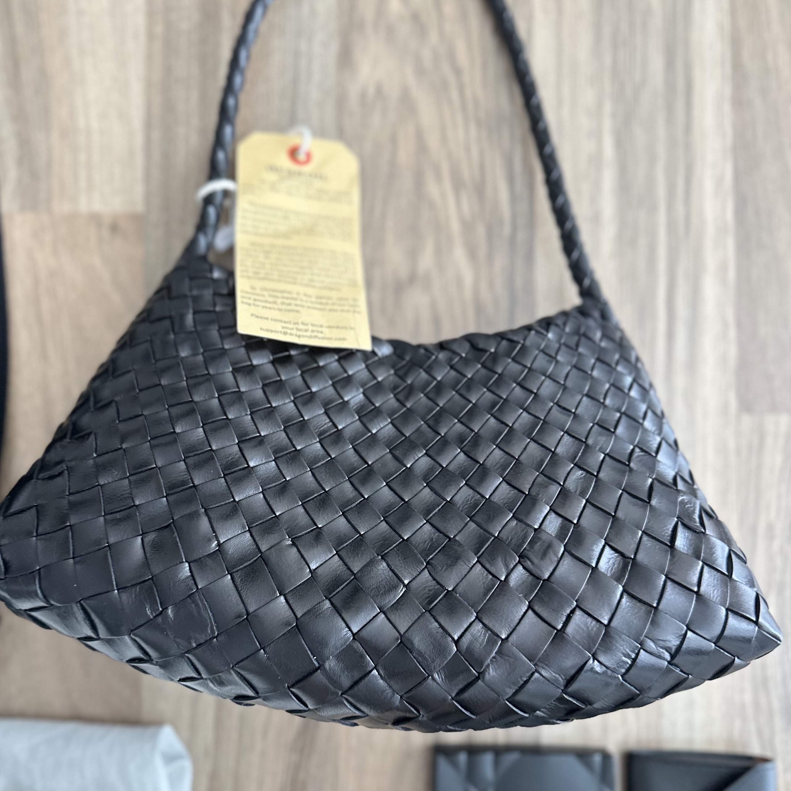 Dragon Diffusion Rosanna Black 착용 스타일
