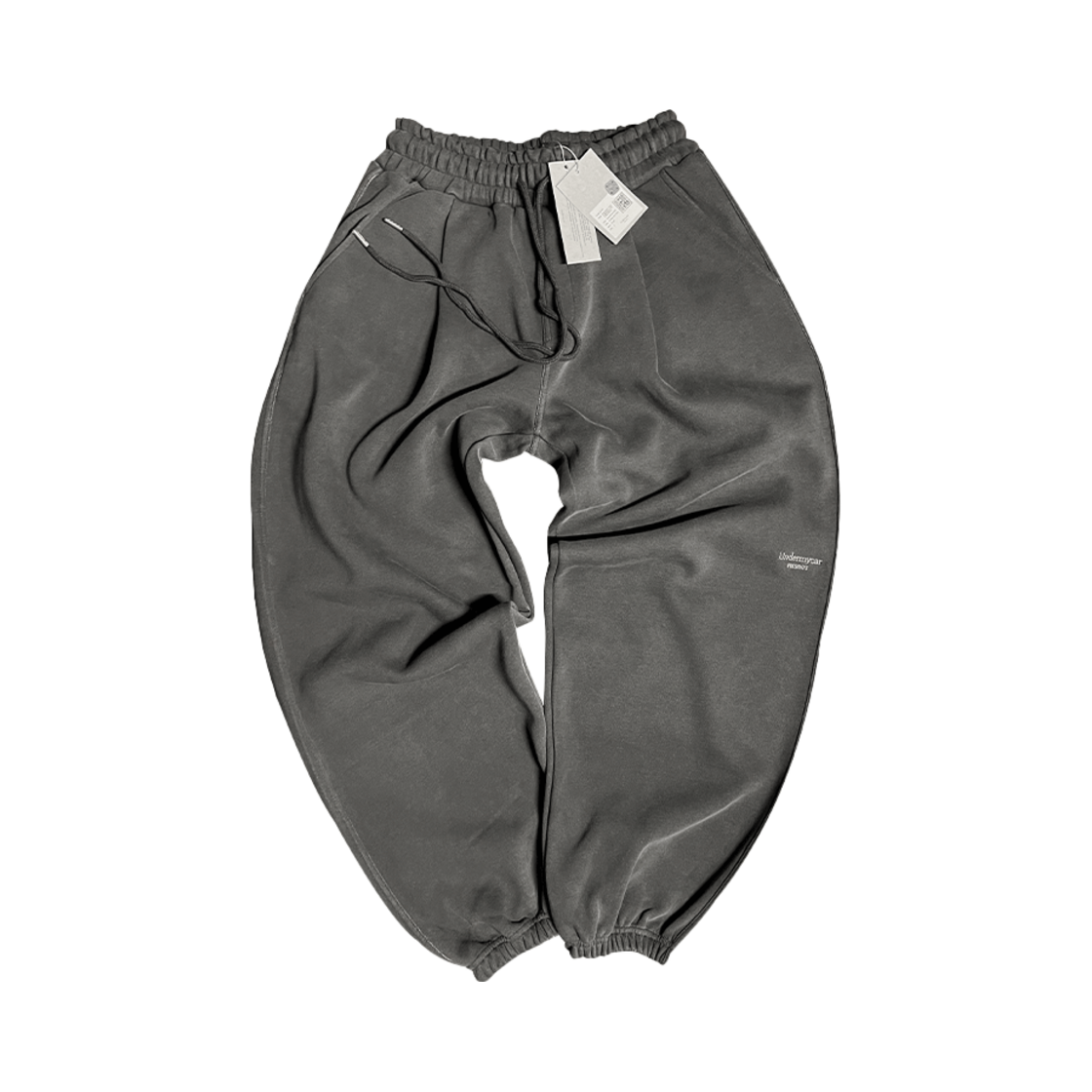 언더마이카 무.03 안티 Fxxking 로고 플레이 오버사이즈 스웨트 조거 피그먼트 그레이(Undermycar Mu.03 Anti Fxxking Logo Play Oversized Sweat Jogger Pigment Gray)