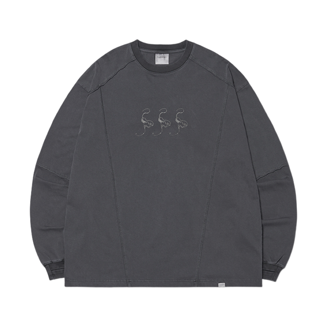 노매뉴얼 슬래시 롱슬리브 티 차콜