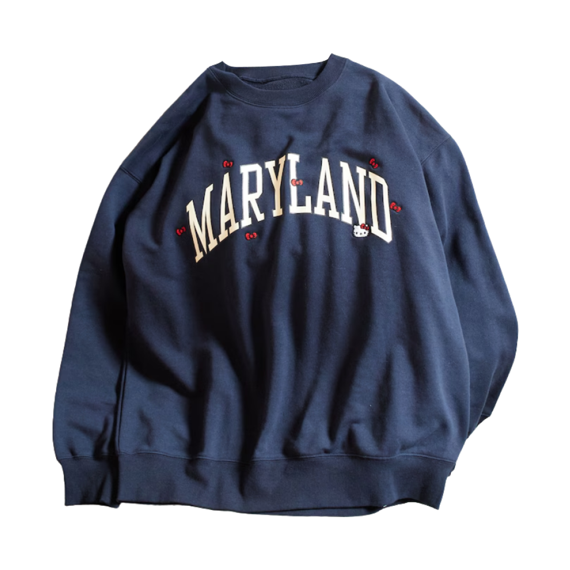 (W) 프릭스 스토어 x 헬로 키티 메릴랜드 스웨트셔츠 네이비((W) Freak's Store x Hello Kitty Maryland Sweatshirt Navy)