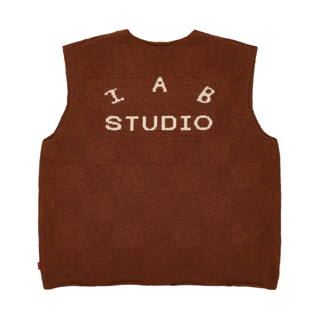 아이앱 스튜디오 x 던전밥 칠책 니트 베스트 브라운(IAB Studio x Delicious in Dungeon Chilchuck Knit Vest Brown)
