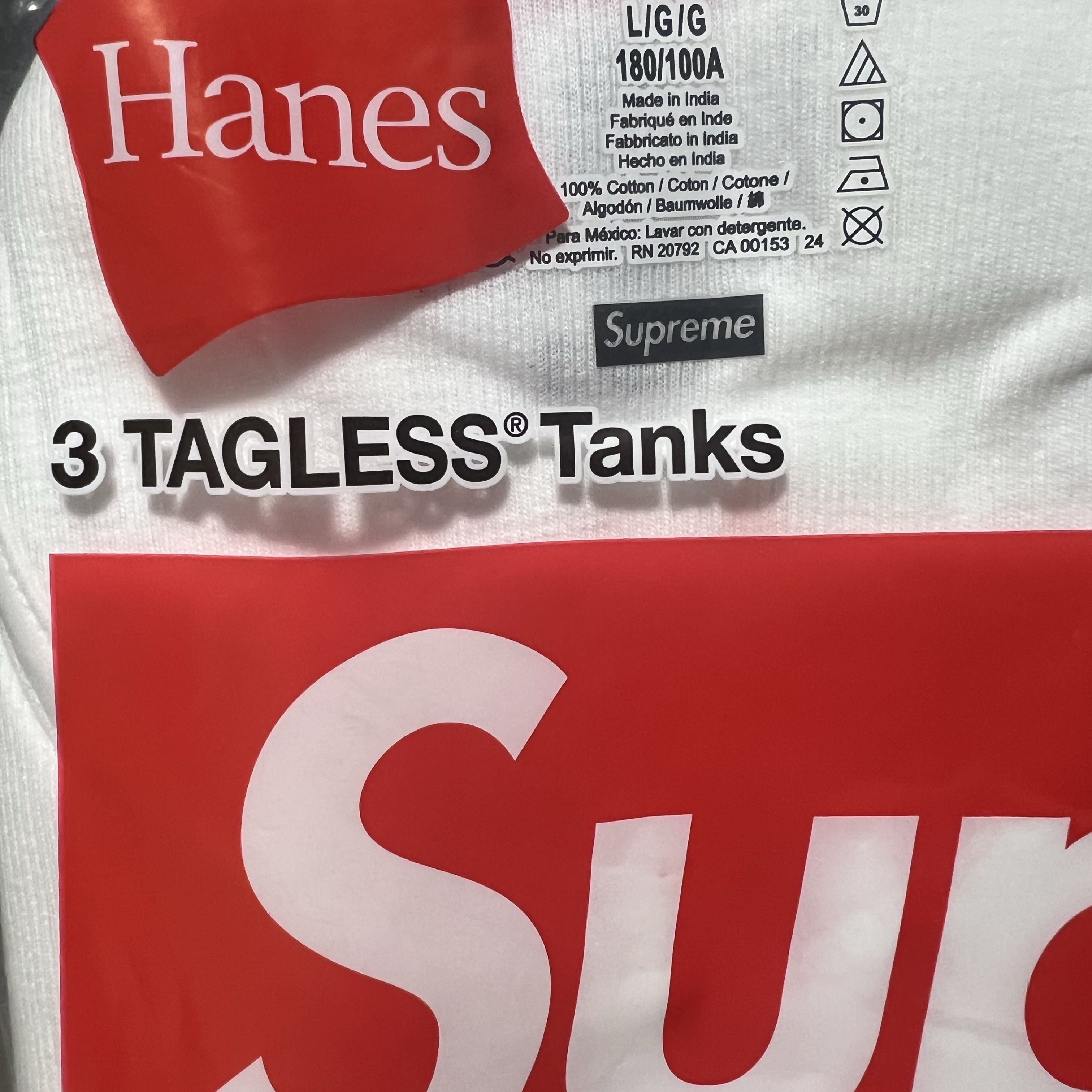 Supreme Hanes Tagless Tank Tops White (3 Pack) 착용 스타일