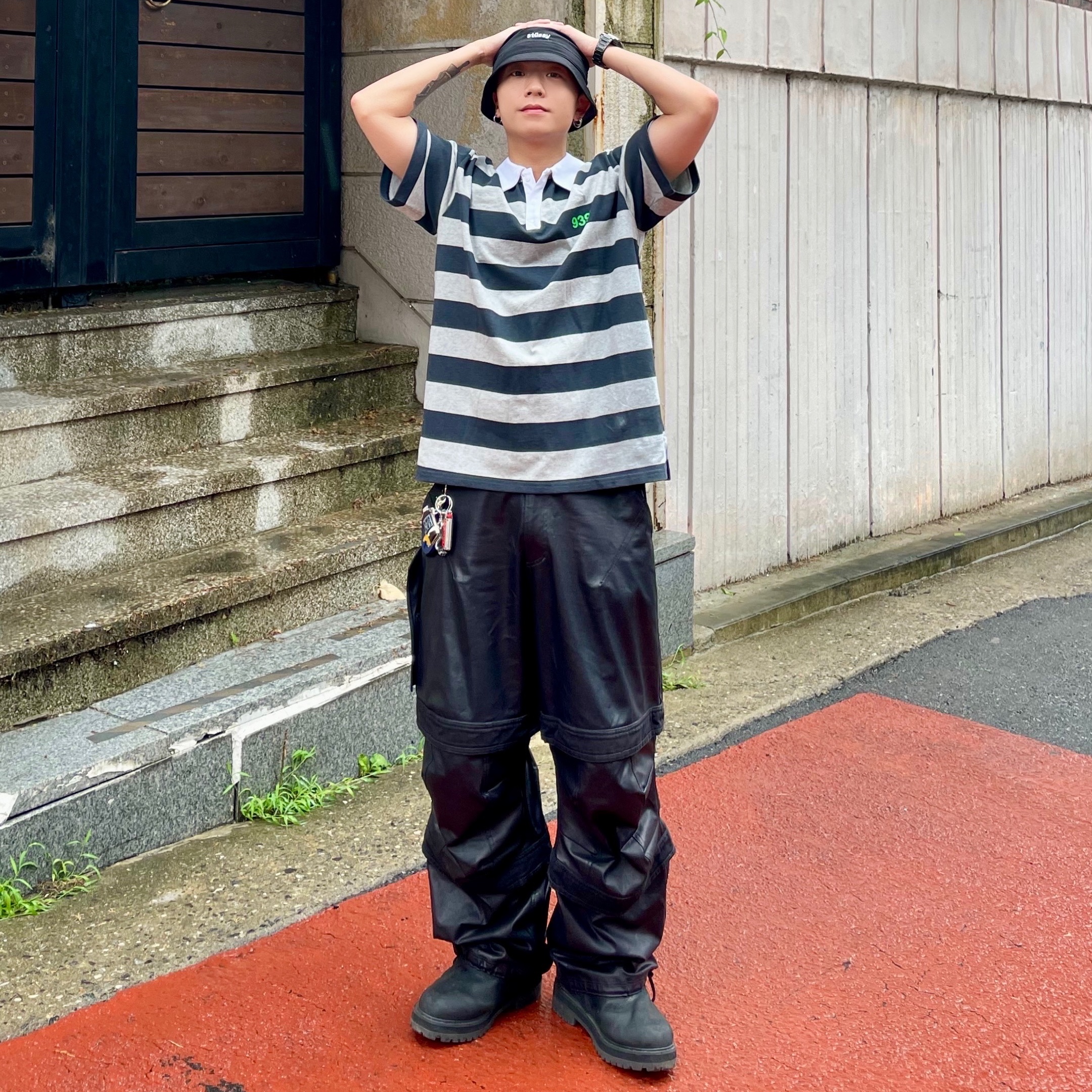 Farfromwhat Far Layered Work Pants Coated Black 착용 스타일 - 1