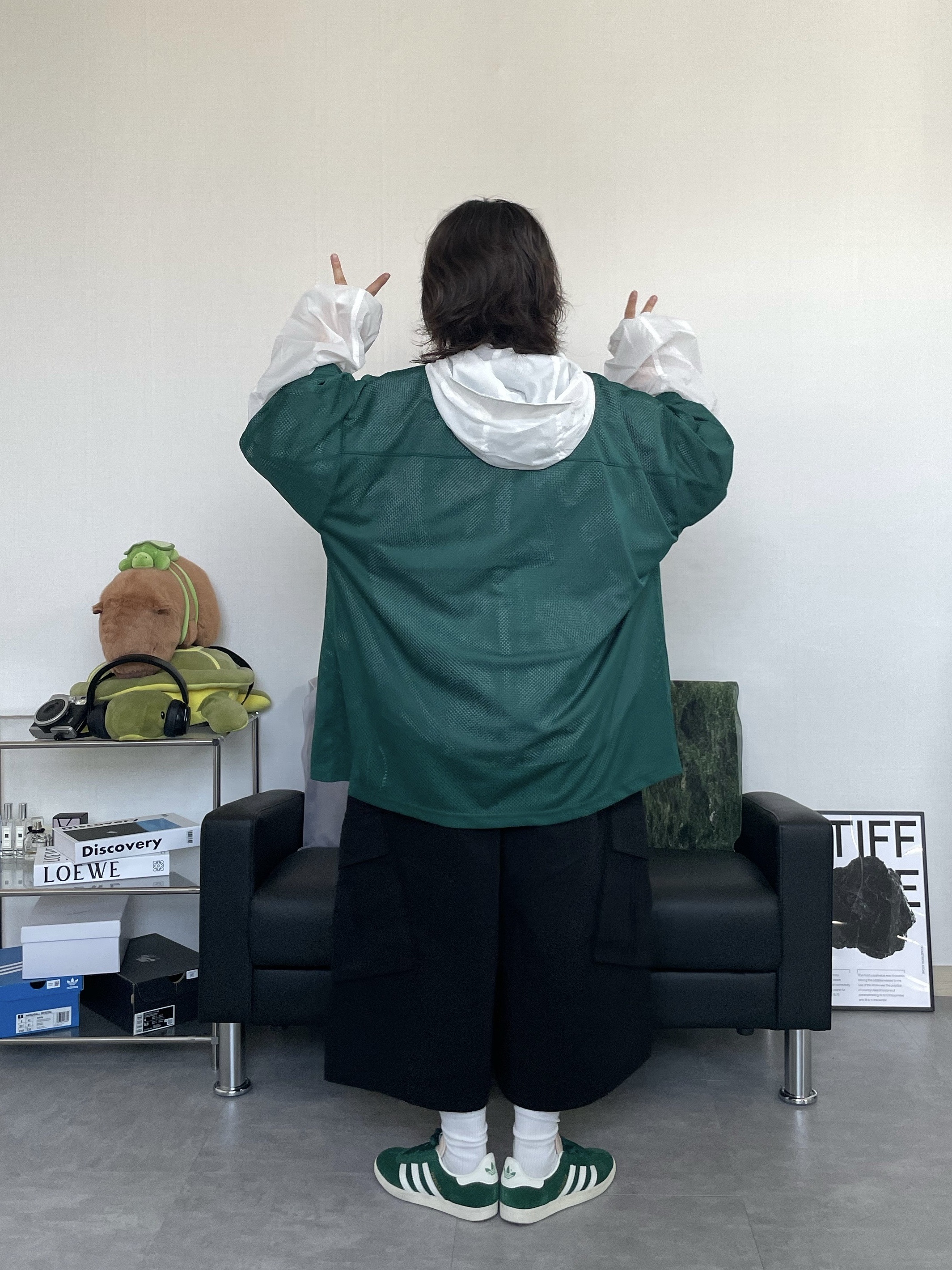 Adidas Gazelle Dark Green Cream White 착용 스타일 - 8