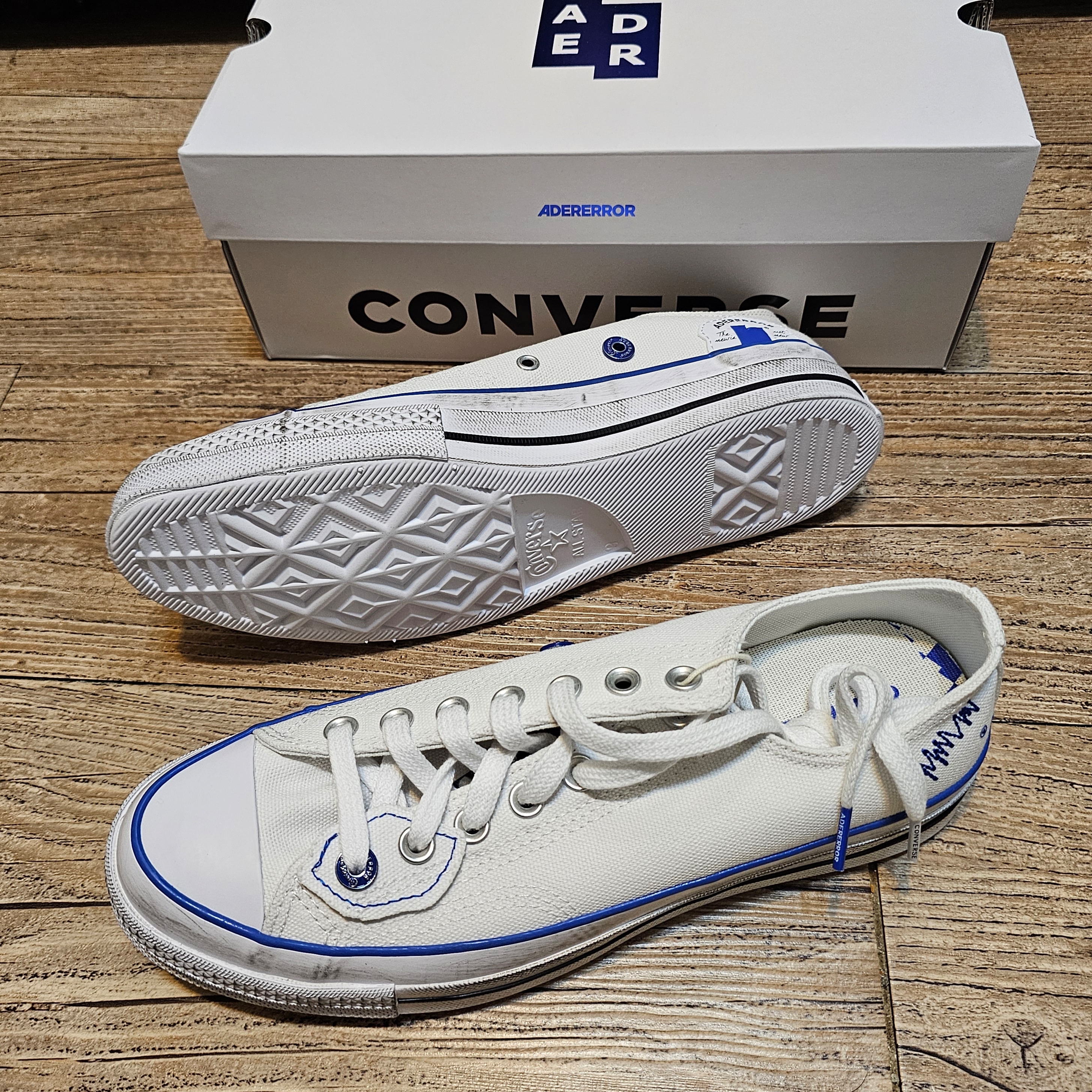 Converse x Ader Error Sig; Chuck 70 Low White Blue 착용 스타일 - 2