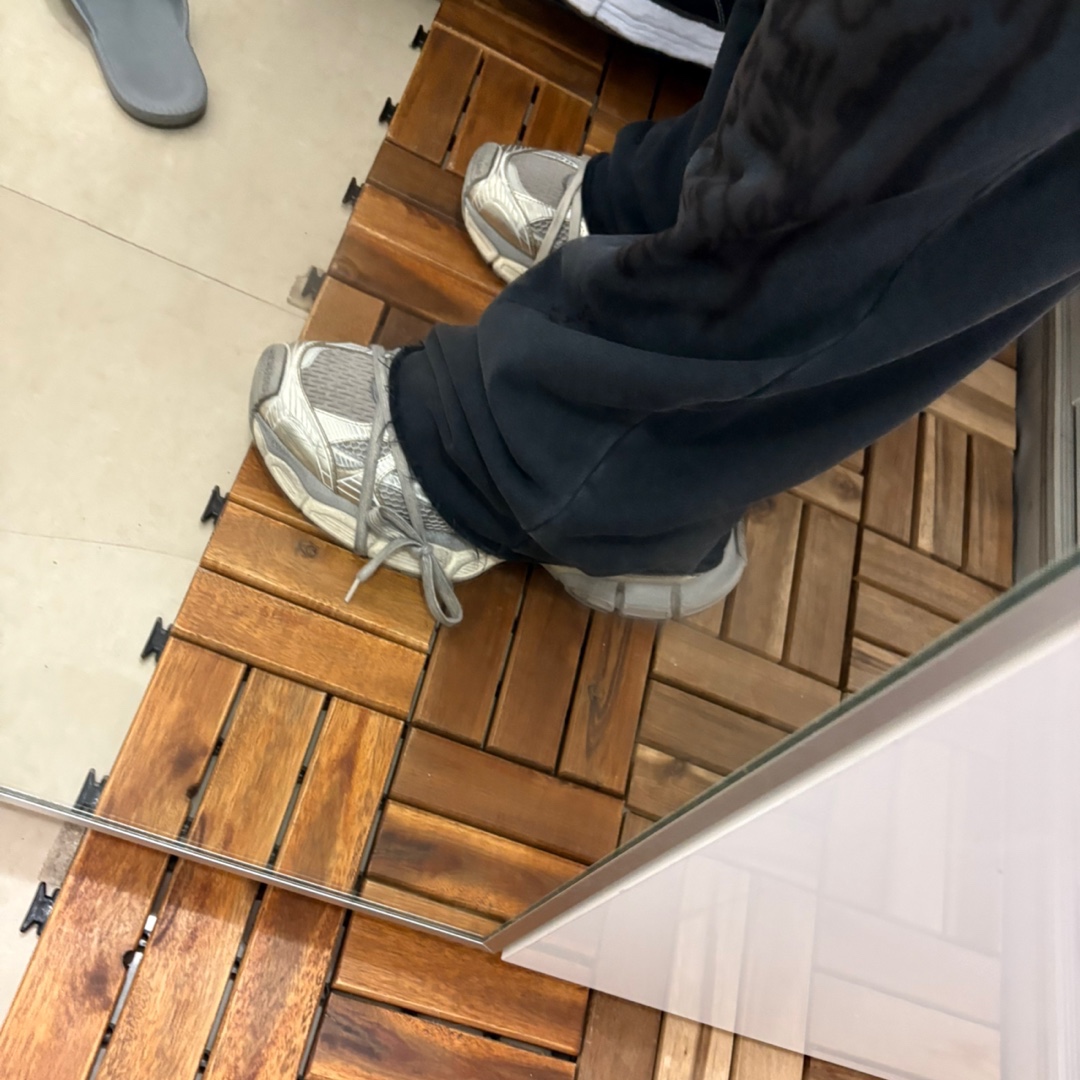 Travis Scott Utopia Flame Sweatpants Black 착용 스타일