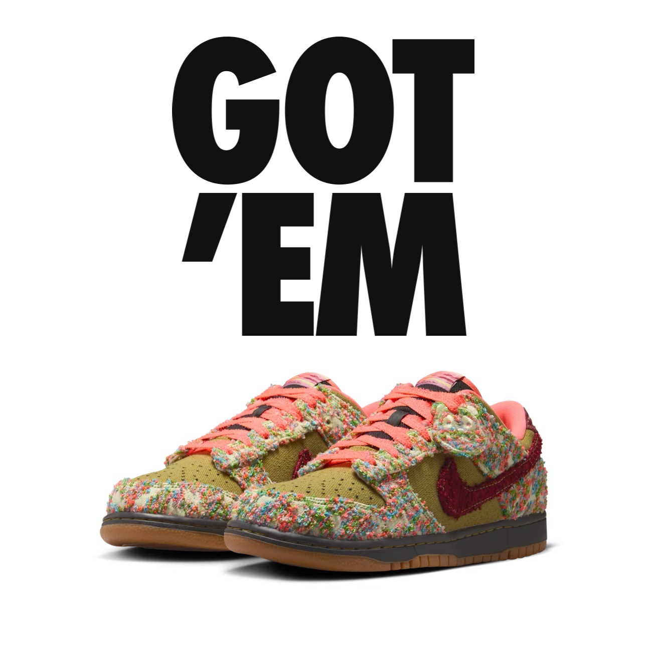 Nike Dunk Low Green Curry and White 착용 스타일