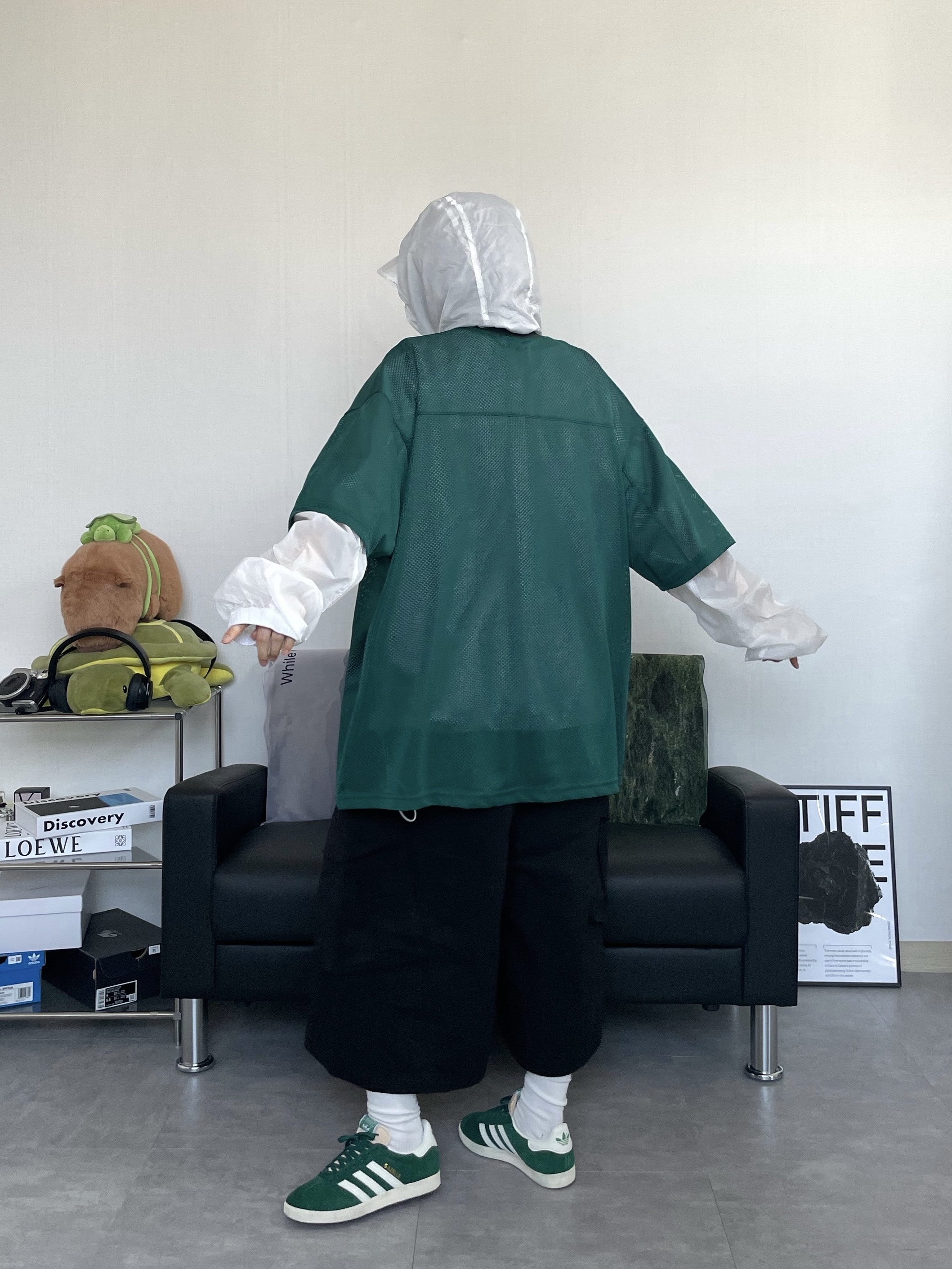 Adidas Gazelle Dark Green Cream White 착용 스타일 - 9