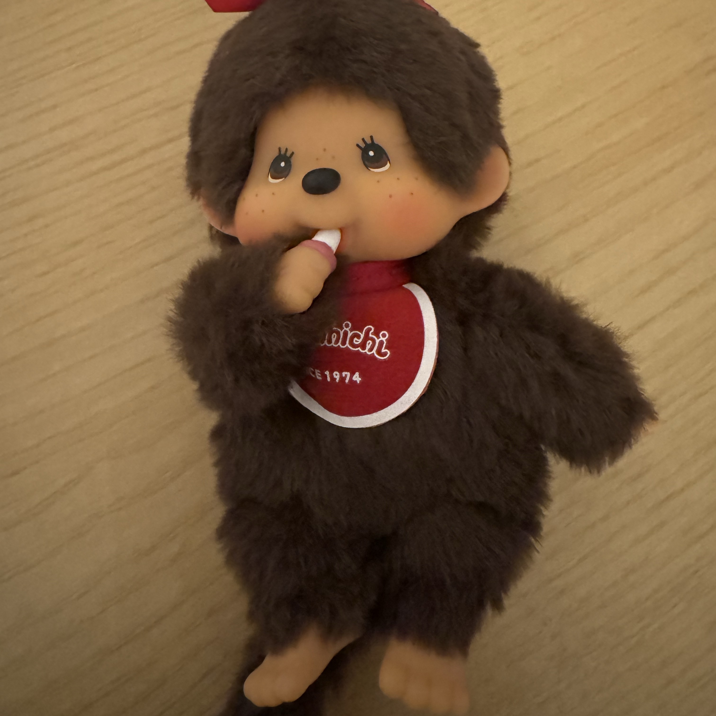 Monchhichi SS Girl Key Chain Brown 착용 스타일