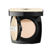Chanel Les Beige Healthy Glow Gel Touch Cushion Foundation SPF40 BD01