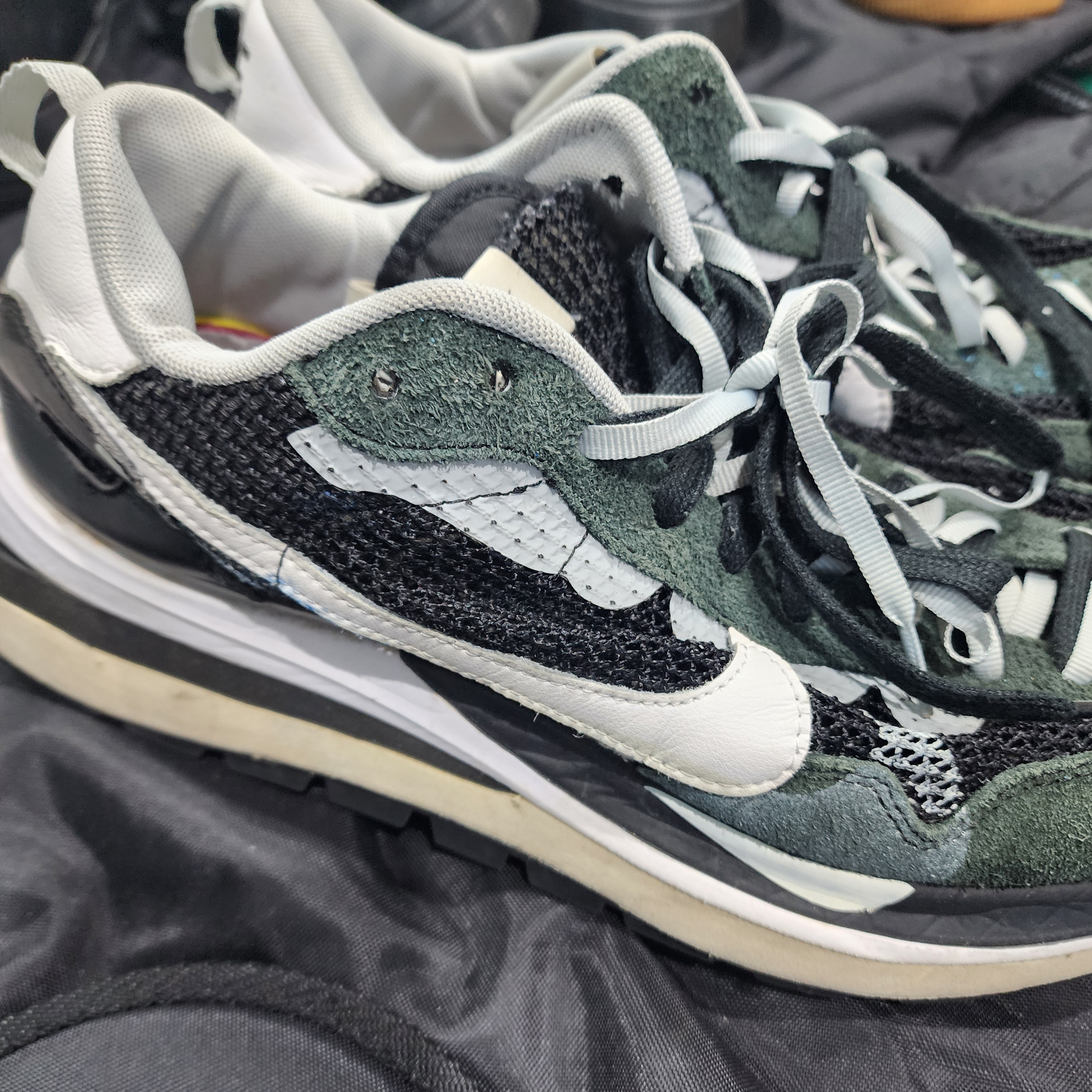 Nike x Sacai VaporWaffle Black White 착용 스타일