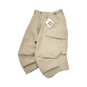 Nonnod Side cargo shorts Beige