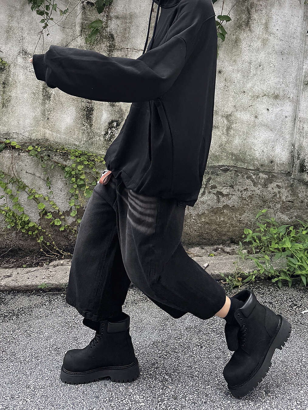 LOSTGARDEN Route Black, Supreme Pigment S Logo 6-Panel Black - 24FW 착용 스타일 - 6