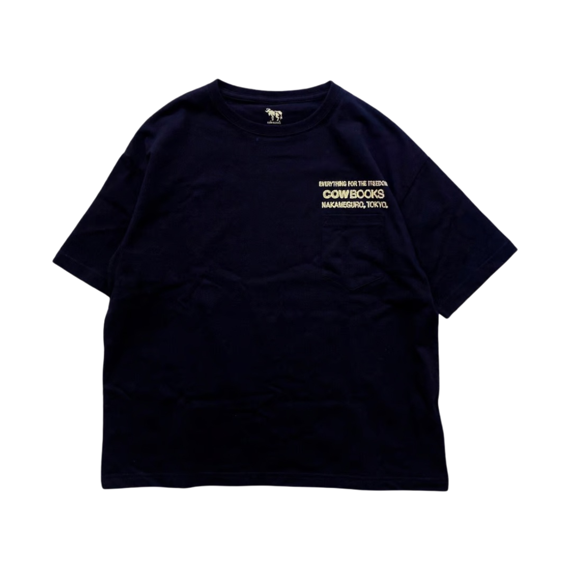 - Cow Books Book Vendor Pocket T-Shirt Black Ivory