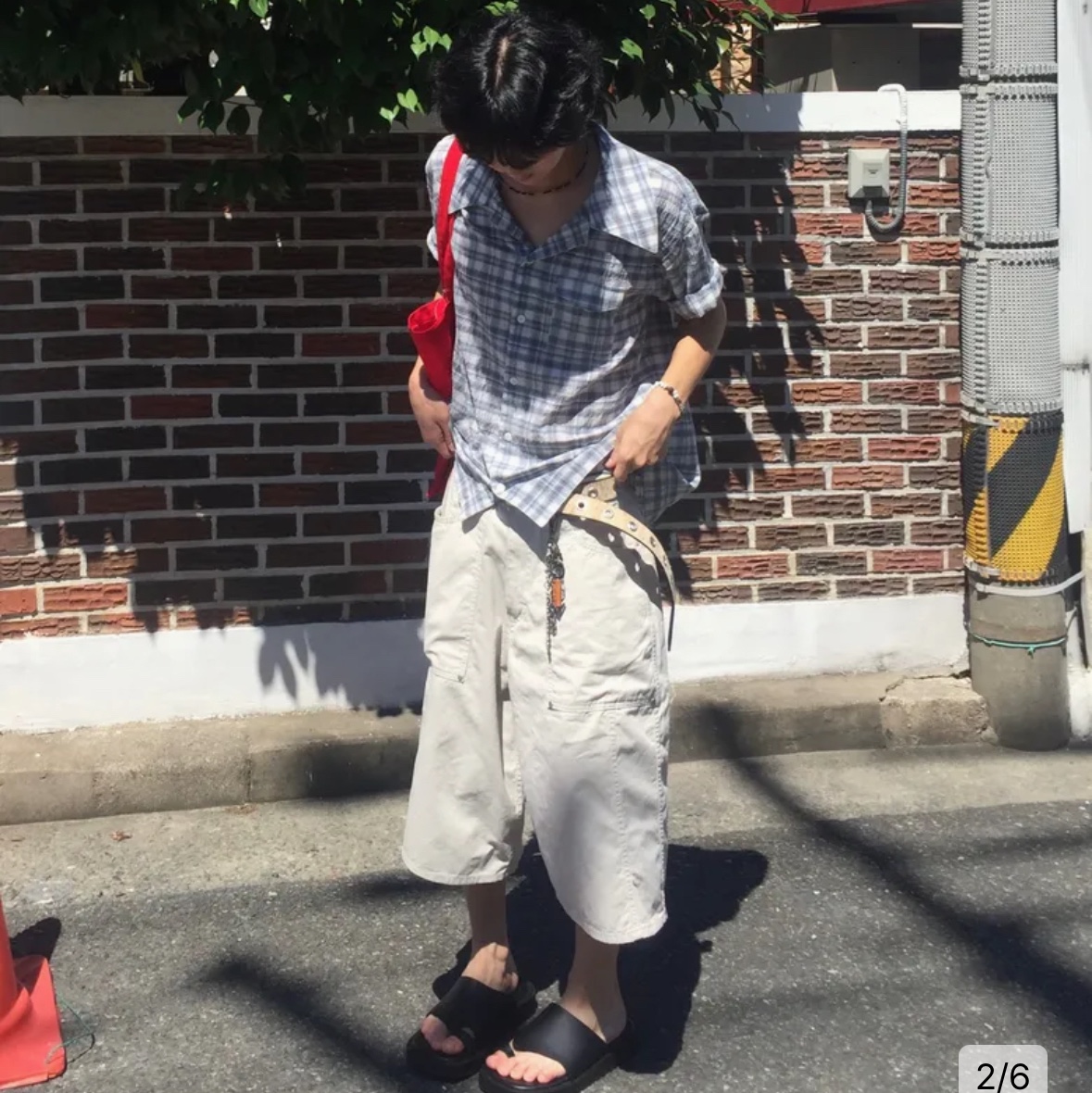Blue Sunflower Wavy Checkered Short-Sleeve Shirt Blue 착용 스타일