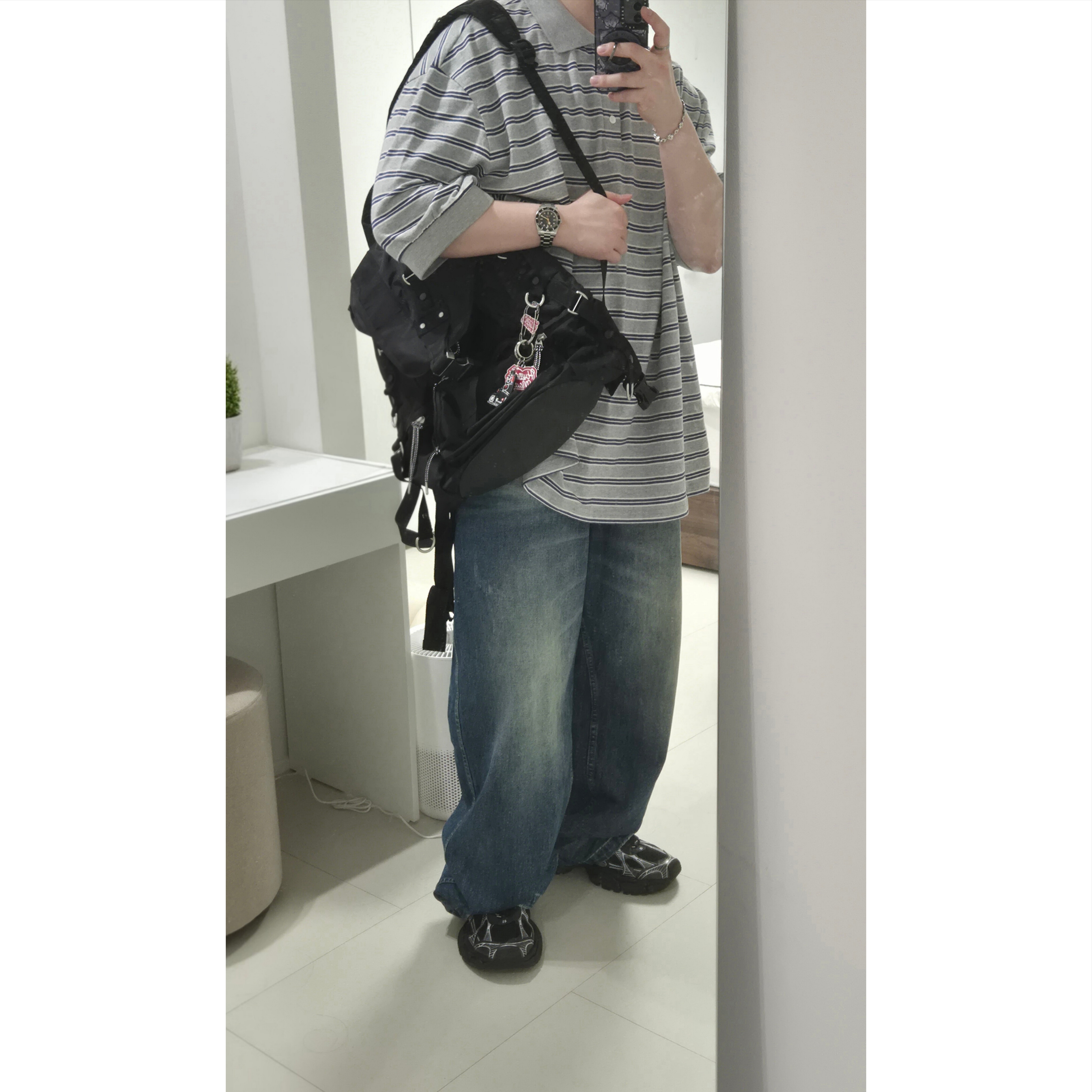 [KREAM 단독] MJD Oversized Stripe Polo Melange Grey 착용 스타일