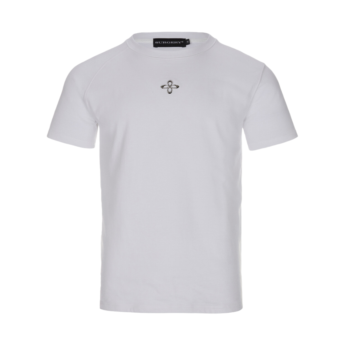 써저리 언발런스 메탈 클로버 로고 슬림핏 티셔츠 화이트(Surgery Unbalance Metal Clover Logo Slim T-Shirt White)