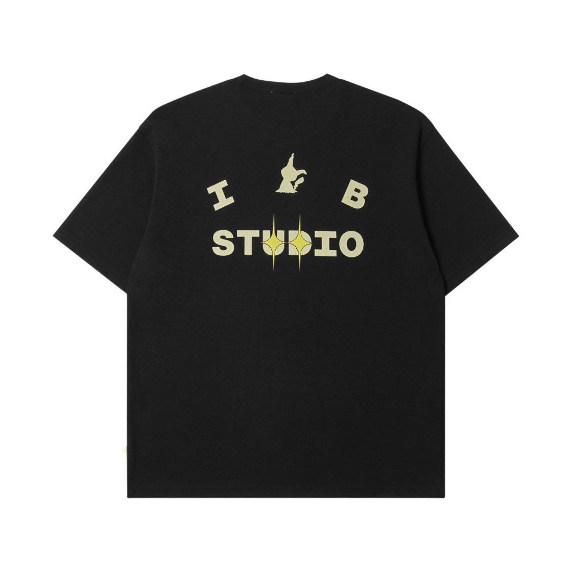 아이앱 스튜디오 x 포켓몬 따라큐 티셔츠 블랙 옐로우(IAB Studio x Pokemon Mimikyu T-Shirt Black Yellow)