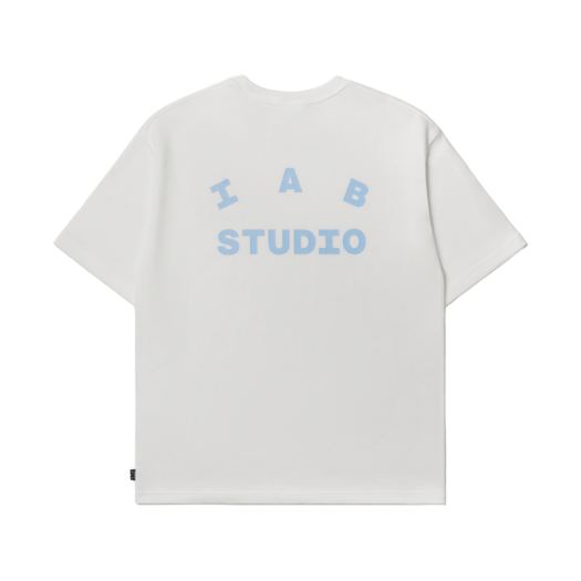 ★送料 関税込★IAB Studio★IAB Studio T-Shirt White Burgundy 아이앱 스튜디오 티셔츠 화이트 버건디 | IAB STUDIO - 슈프라이즈