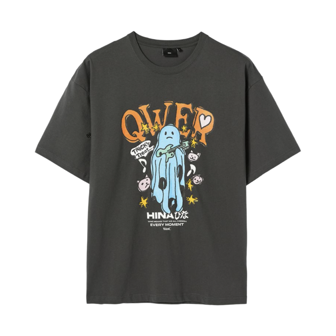 WMC x 히나 QWER 고스트 티셔츠 차콜 그레이(WMC x Hina QWER Ghost T-Shirt Charcoal Grey)