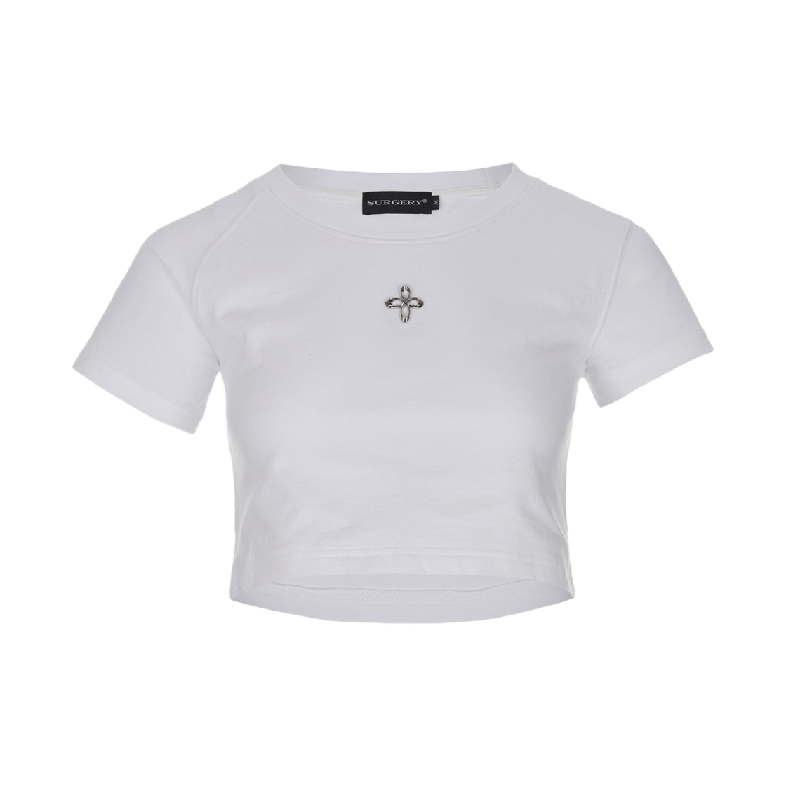 써저리 언밸런스 메탈 클로버 로고 크롭 티셔츠 화이트((W) Surgery Unbalance Metal Clover Logo Crop T-Shirt White)