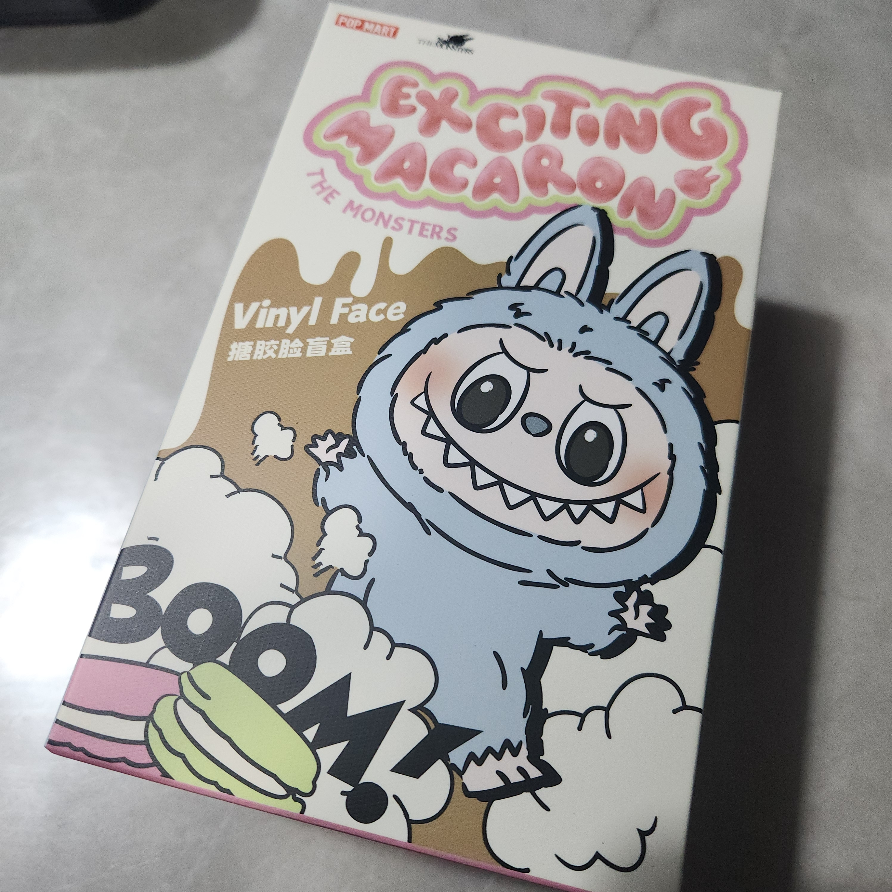Pop Mart The Monsters Labubu Tasty Macarons Series Sealed Case (1 Blind Box) 착용 스타일 - 2