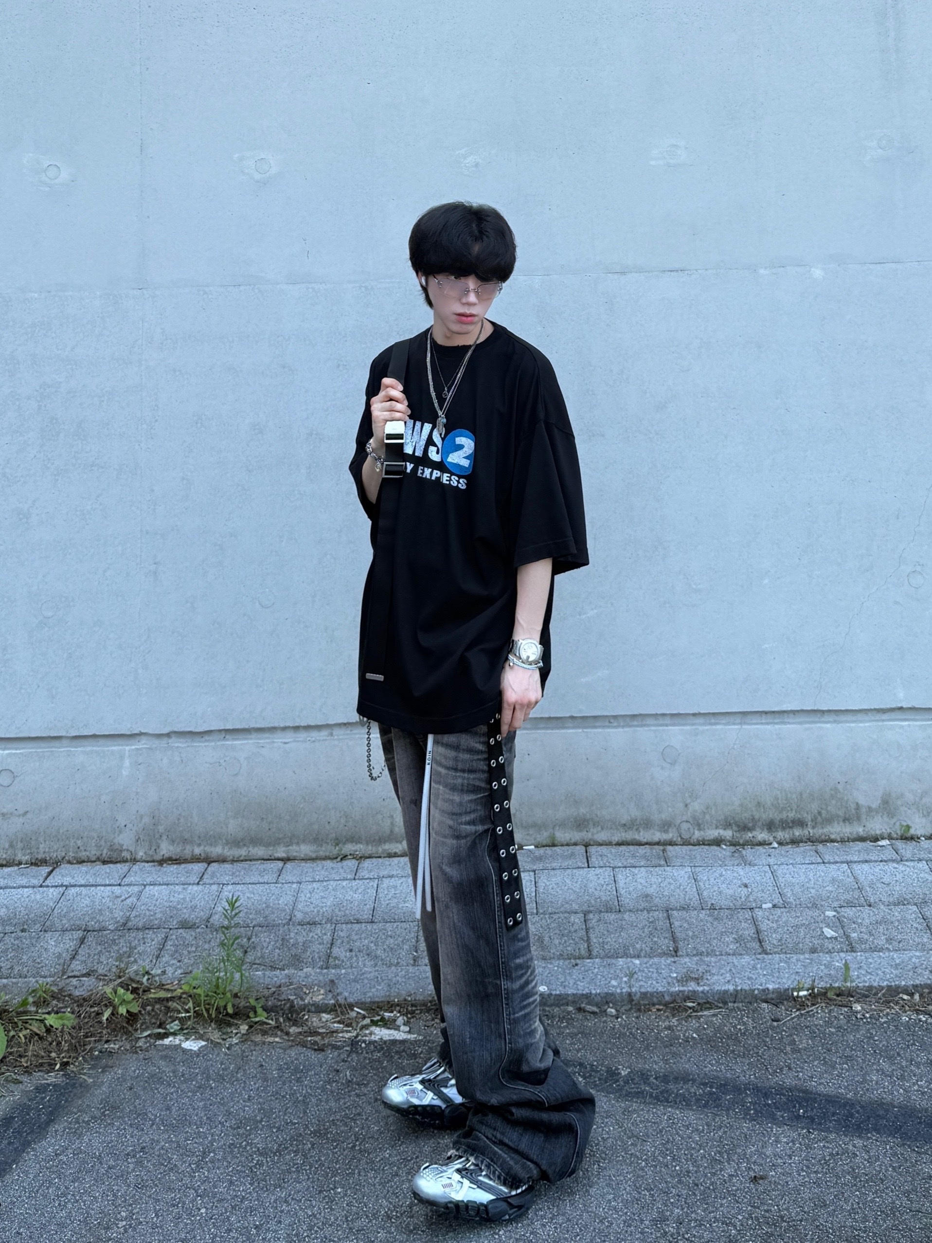 Nonnod Puckering News T-shirt Vintage black, Kamien x MJD Double Hole Belt Black Shearling Calfskin 착용 스타일 - 3