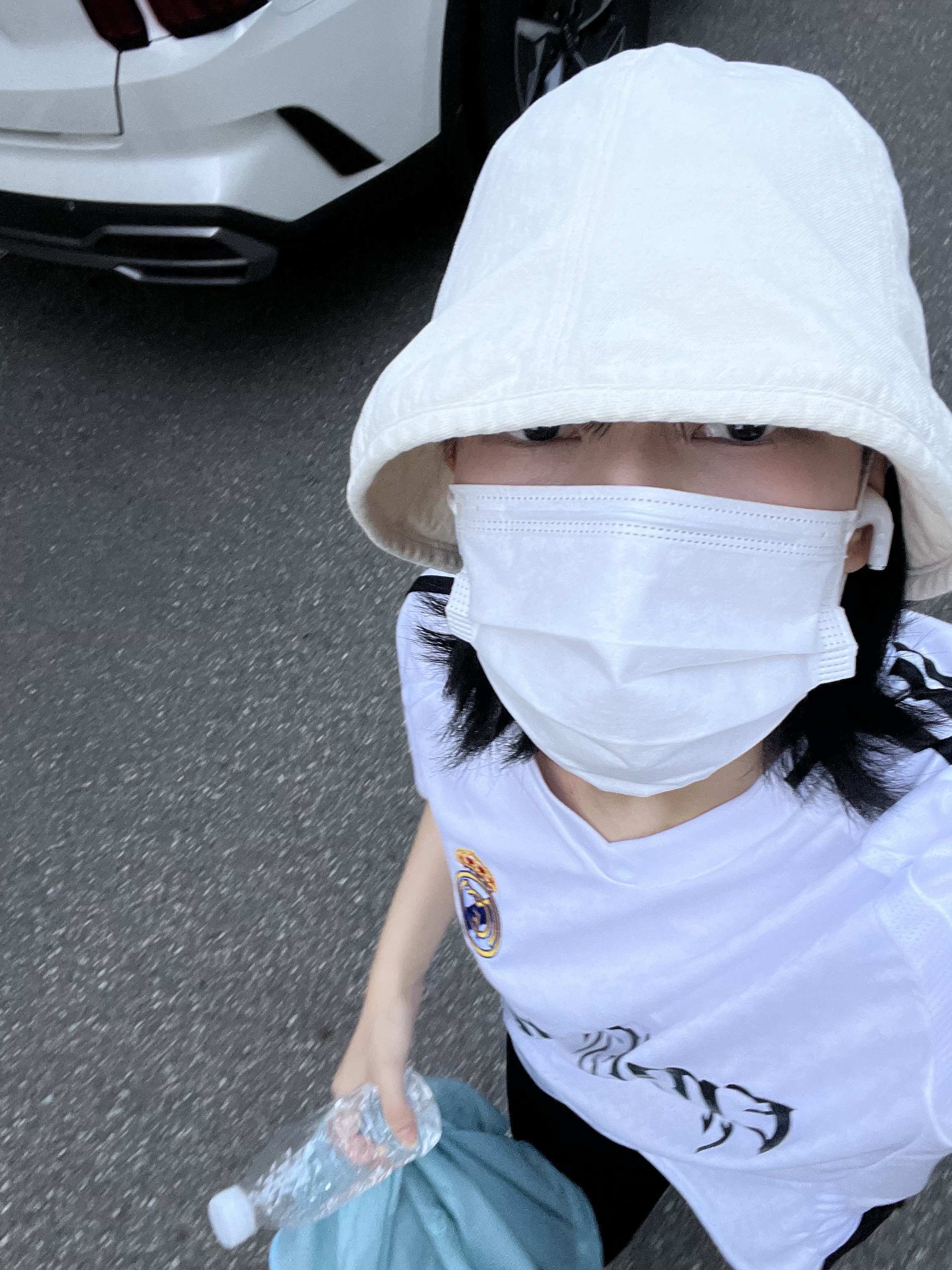 Adidas Real Madrid 2024/25 Home Jersey White - KR Sizing (Non Marking Ver.) 착용 스타일 - 3