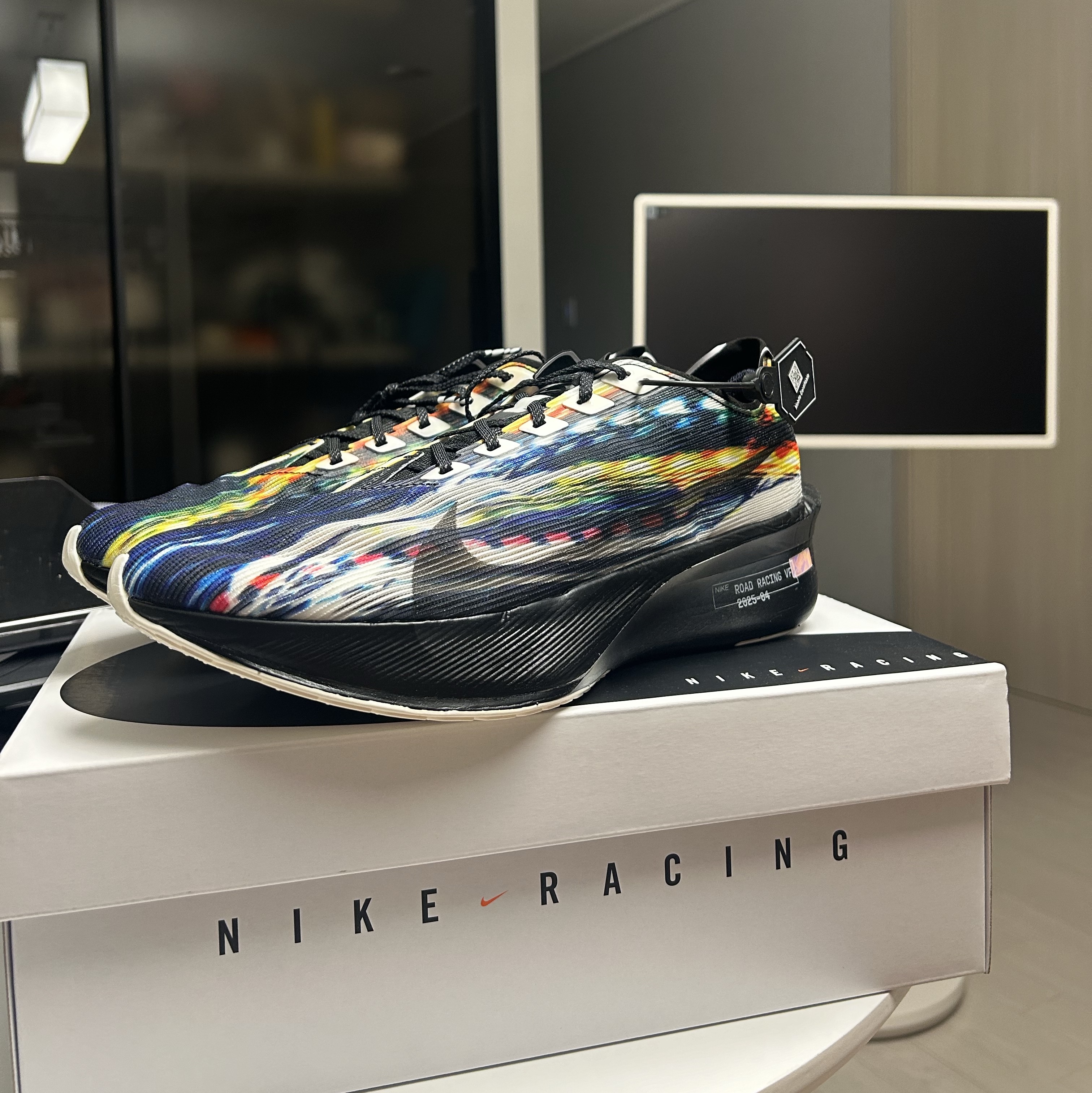 Nike ZoomX Vaporfly Next% 4 Premium Multi Color White 착용 스타일