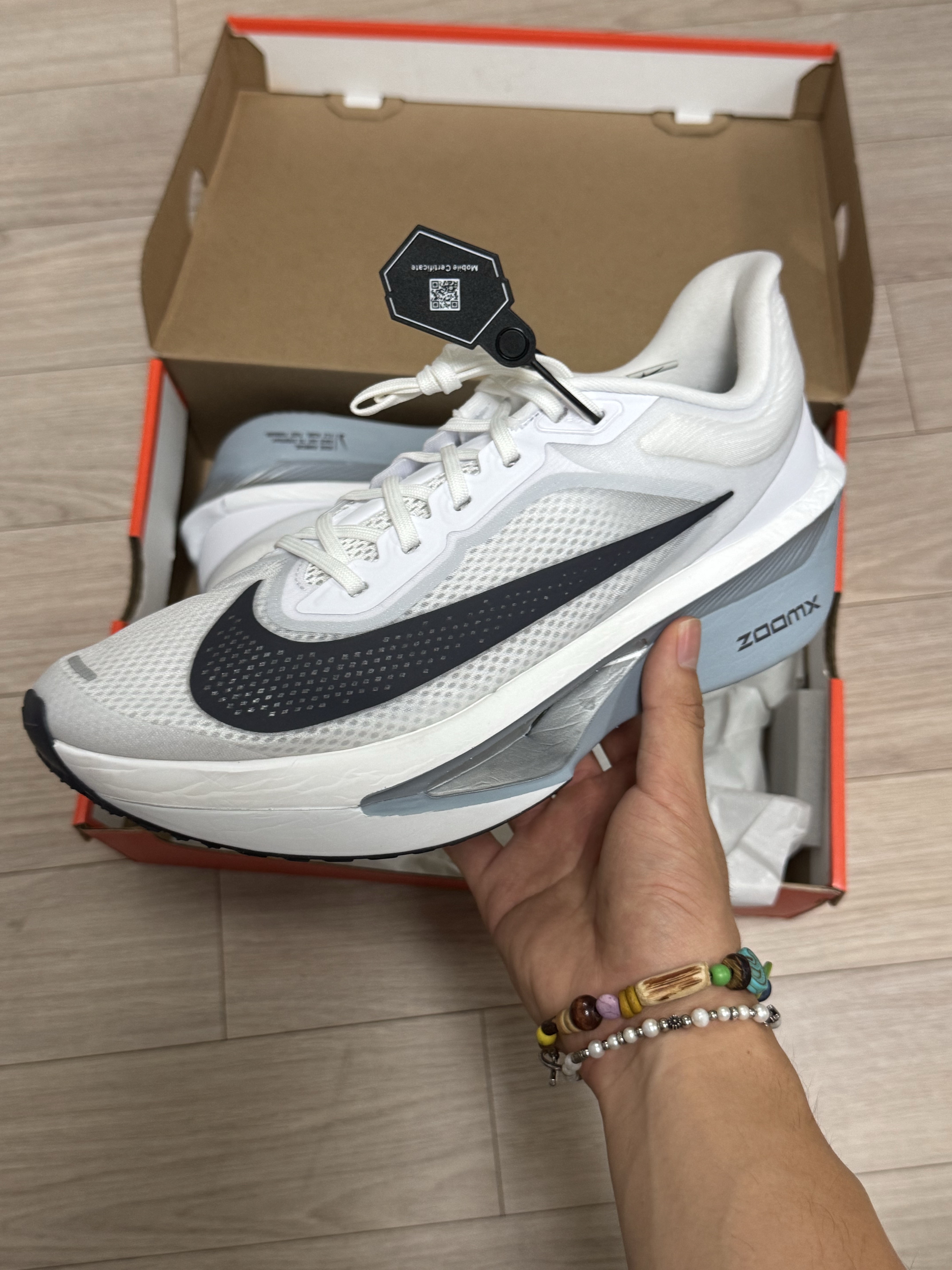 Nike Zoom Fly 6 White Pure Platinum 착용 스타일 - 2